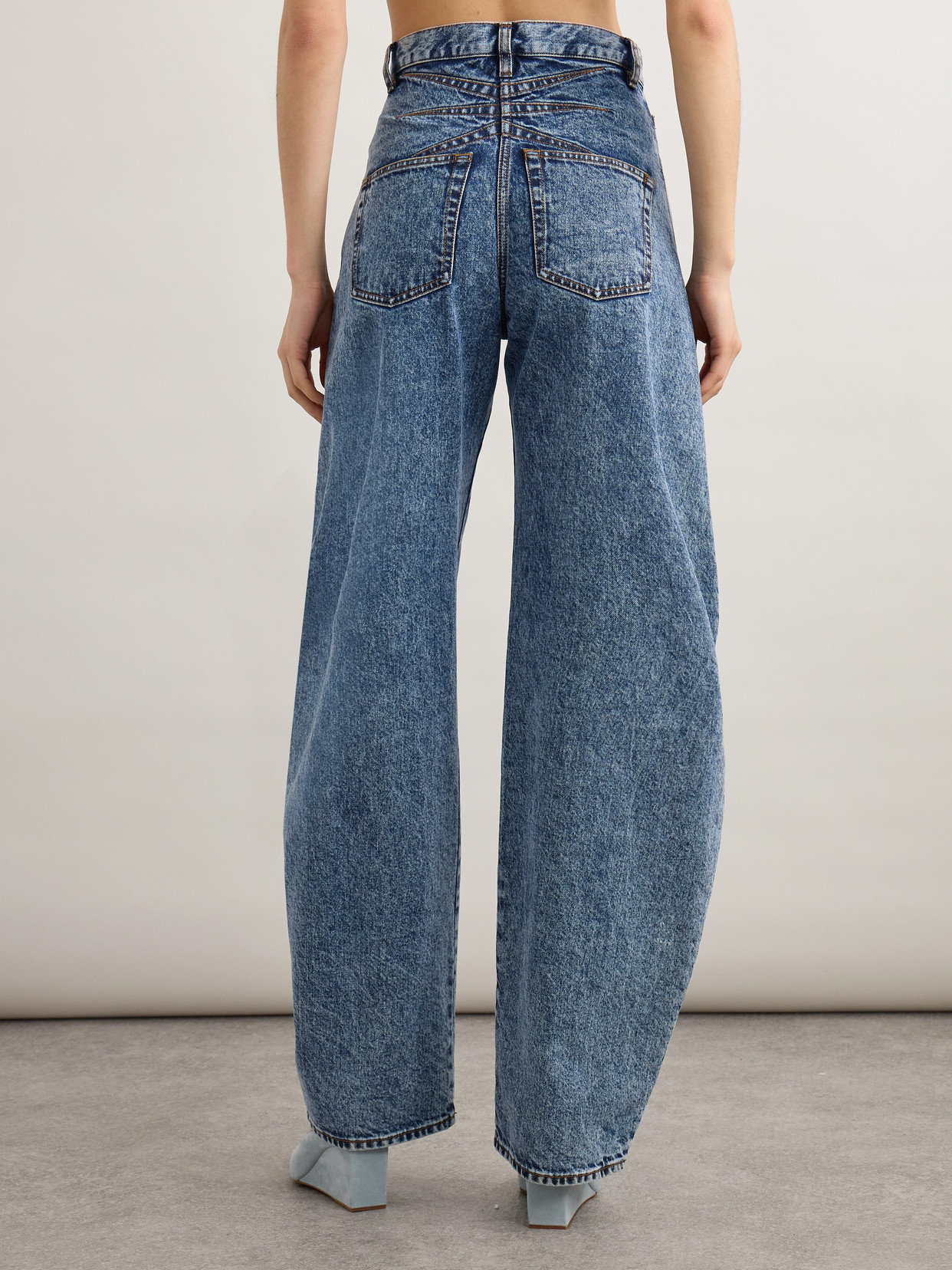 Alaïa Alaia Women Rounded Jeans In Snow Denim In Blue