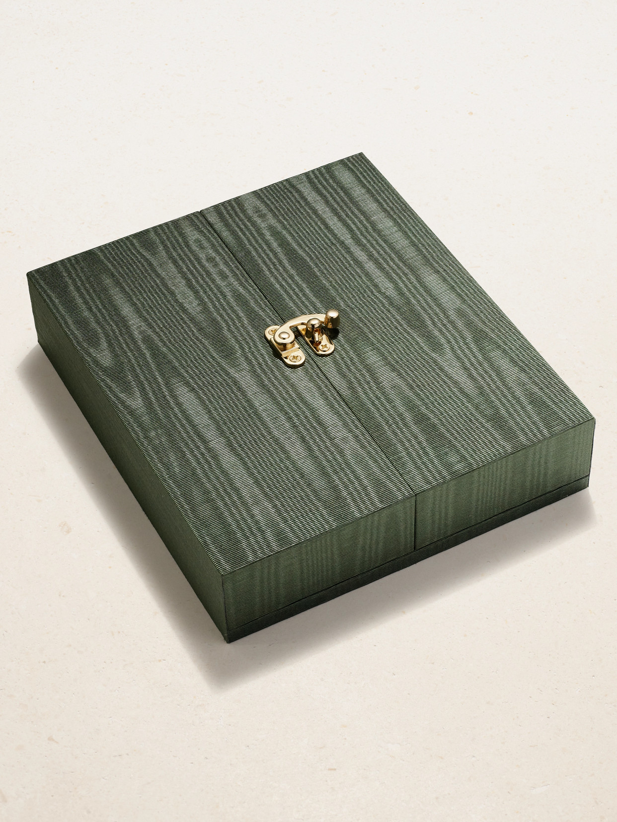 MARIE LICHTENBERG PEACE SCAPULAR 18-KARAT GOLD, DIAMOND AND ENAMEL NECKLACE