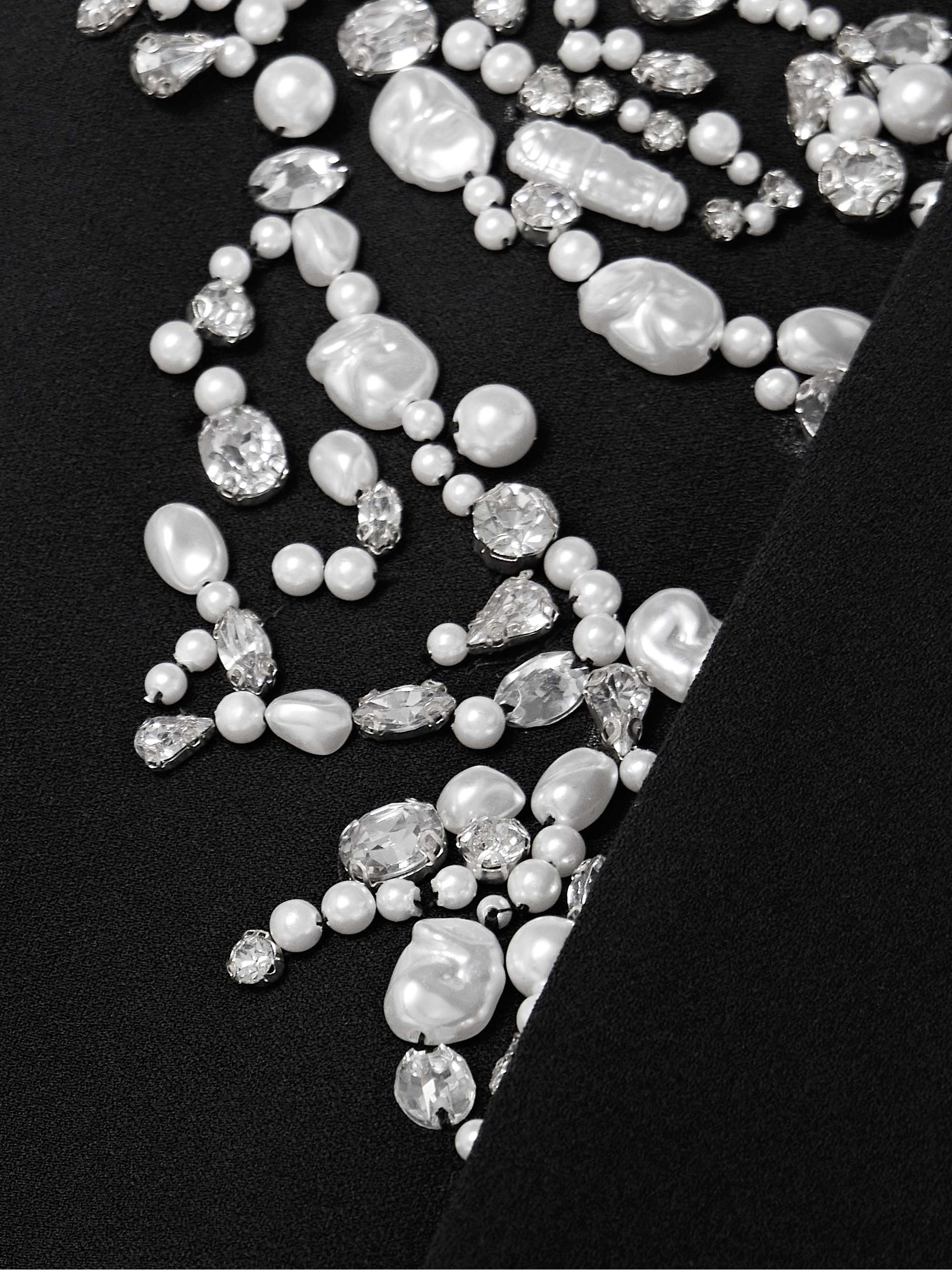 ZUHAIR MURAD 