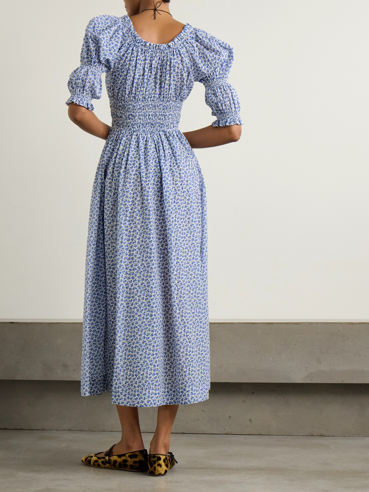 DOEN ISCHIA SHIRRED FLORAL-PRINT ORGANIC COTTON-VOILE MIDI DRESS