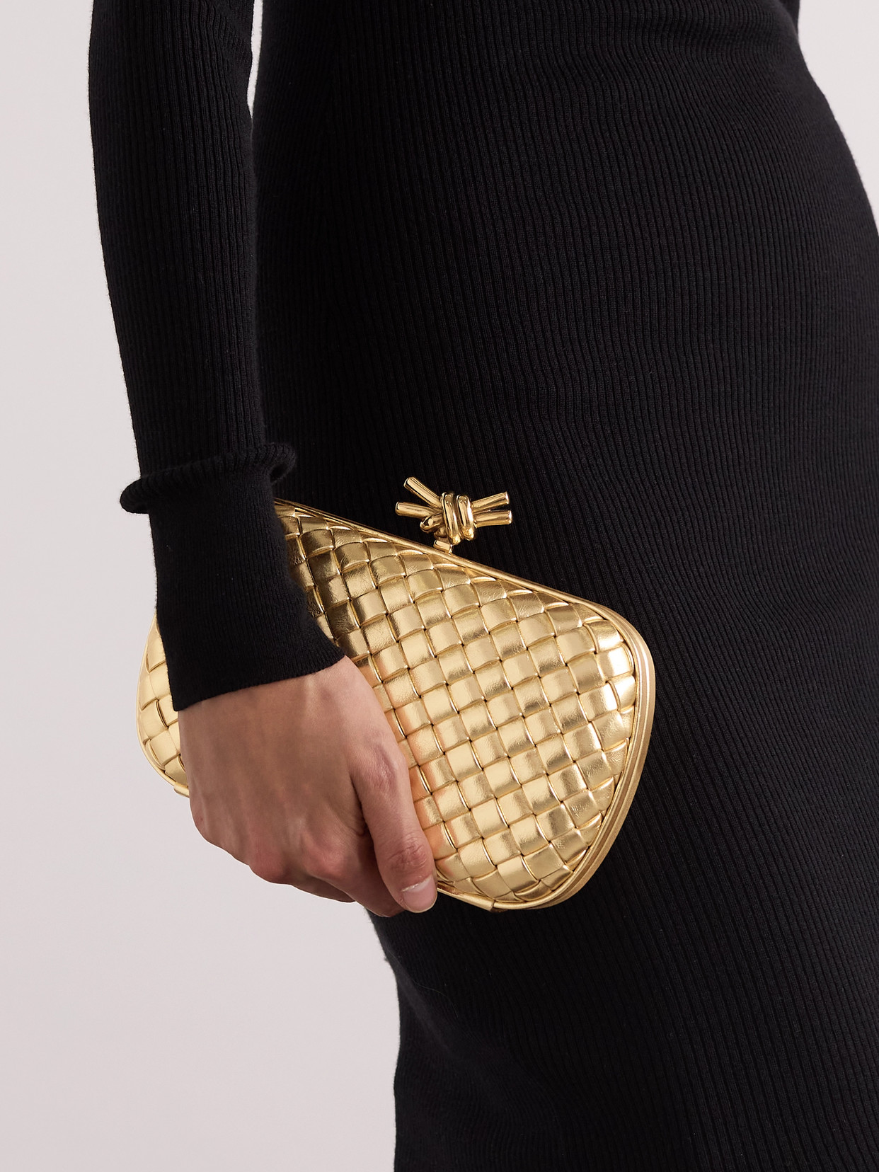 BOTTEGA VENETA KNOT PADDED INTRECCIATO METALLIC LEATHER CLUTCH