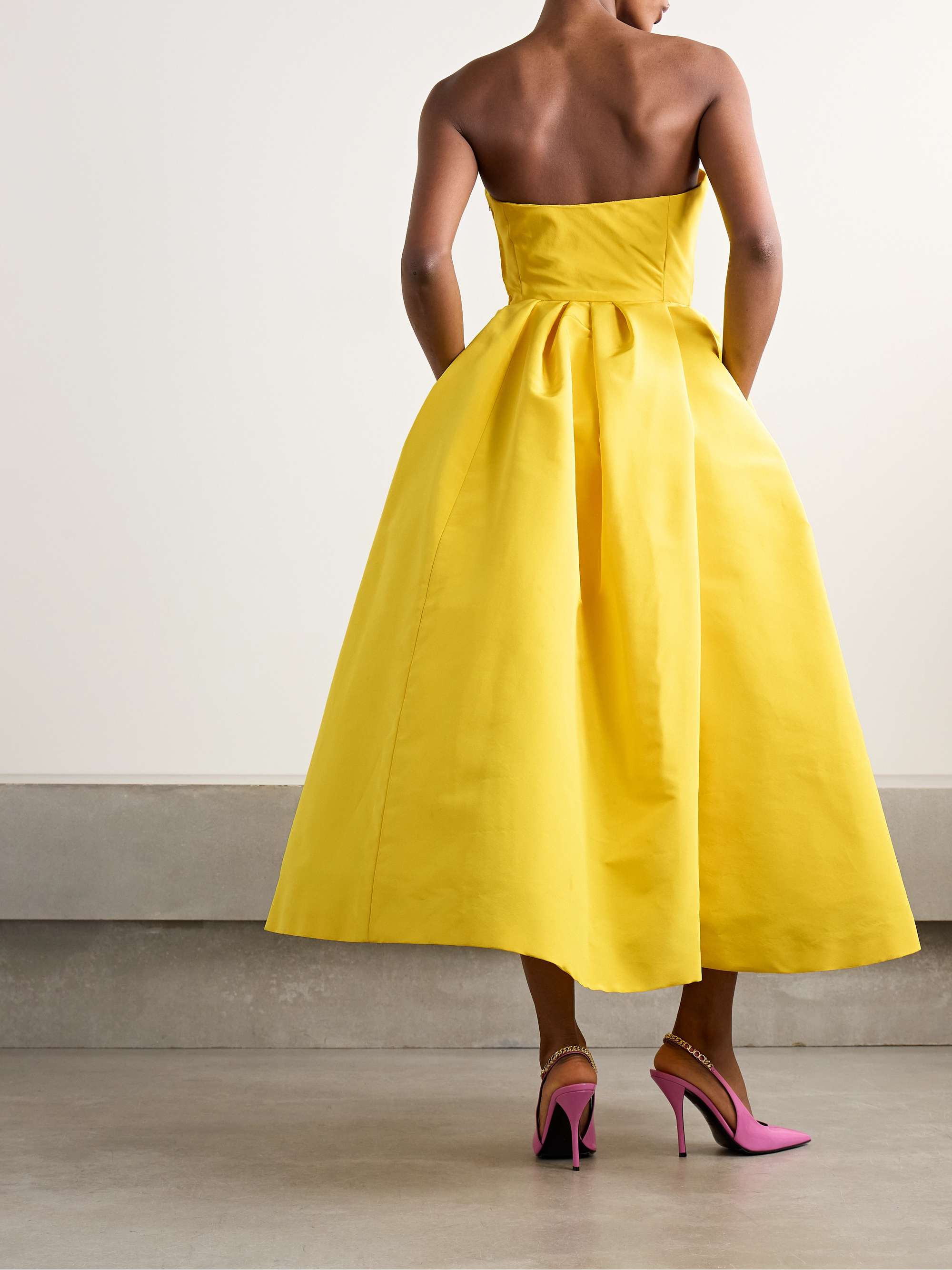 CAROLINA HERRERA 