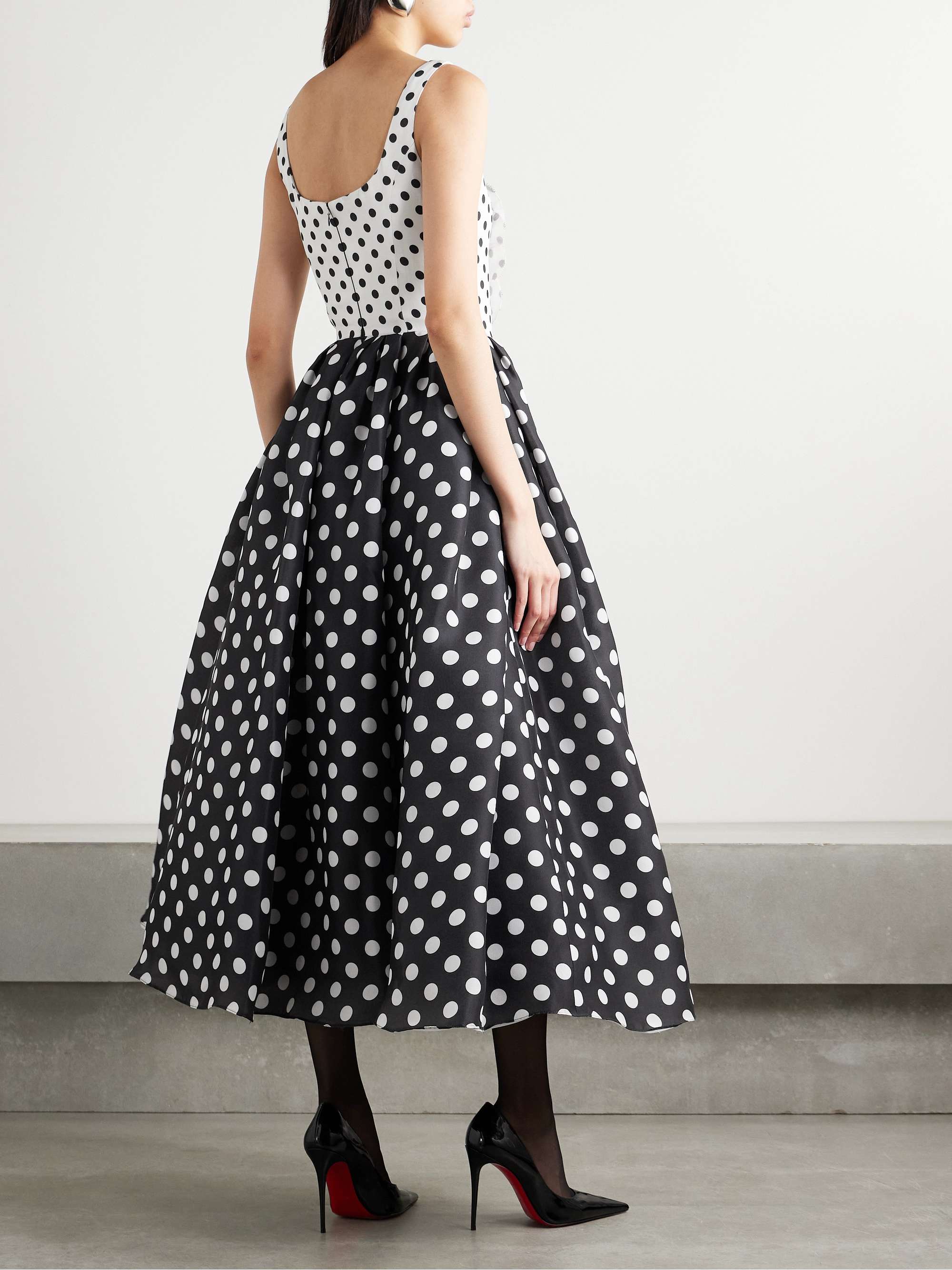 CAROLINA HERRERA 