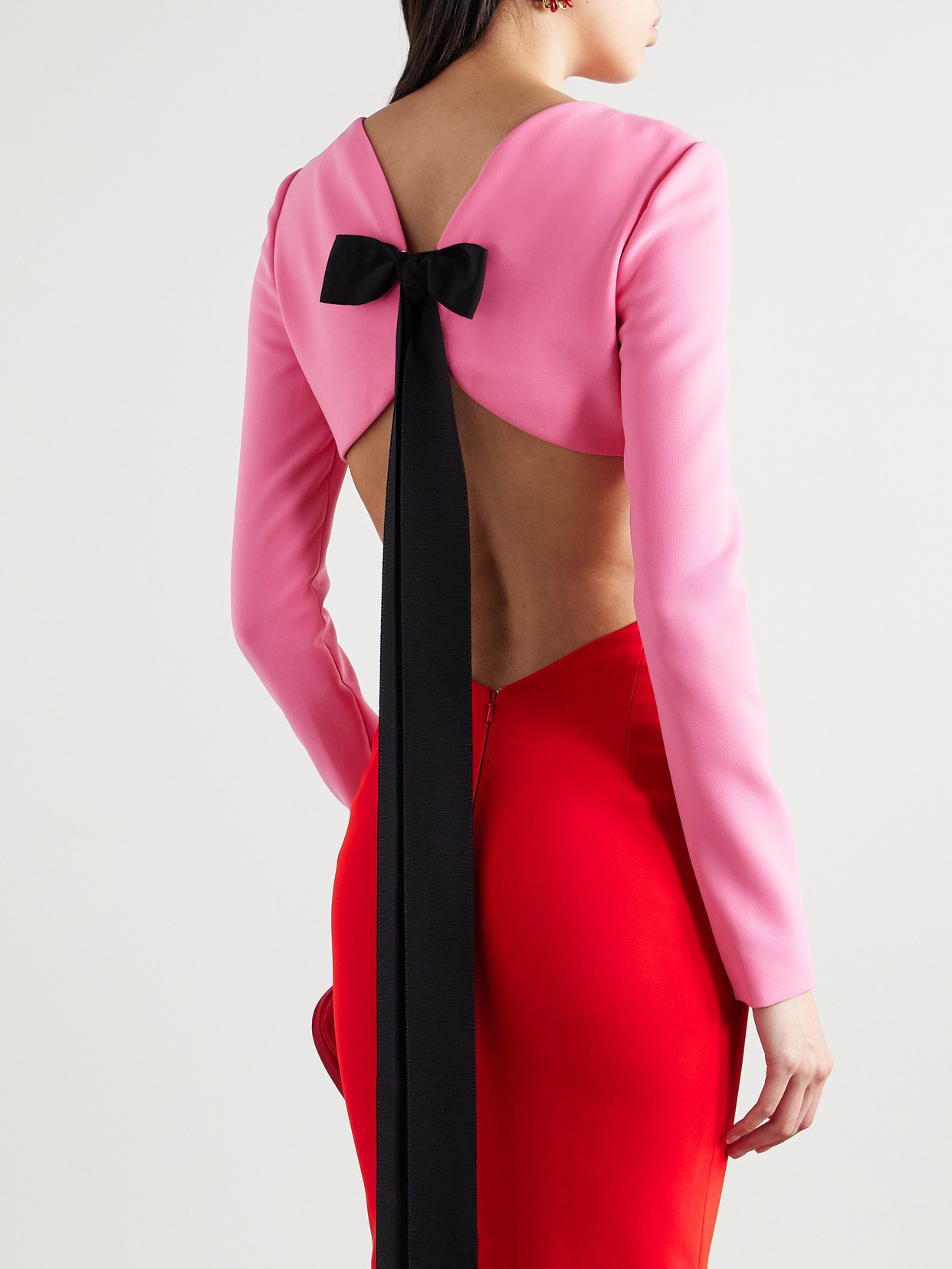 Carolina Herrera Long Sleeve Cutout Waist Column Gown In Red