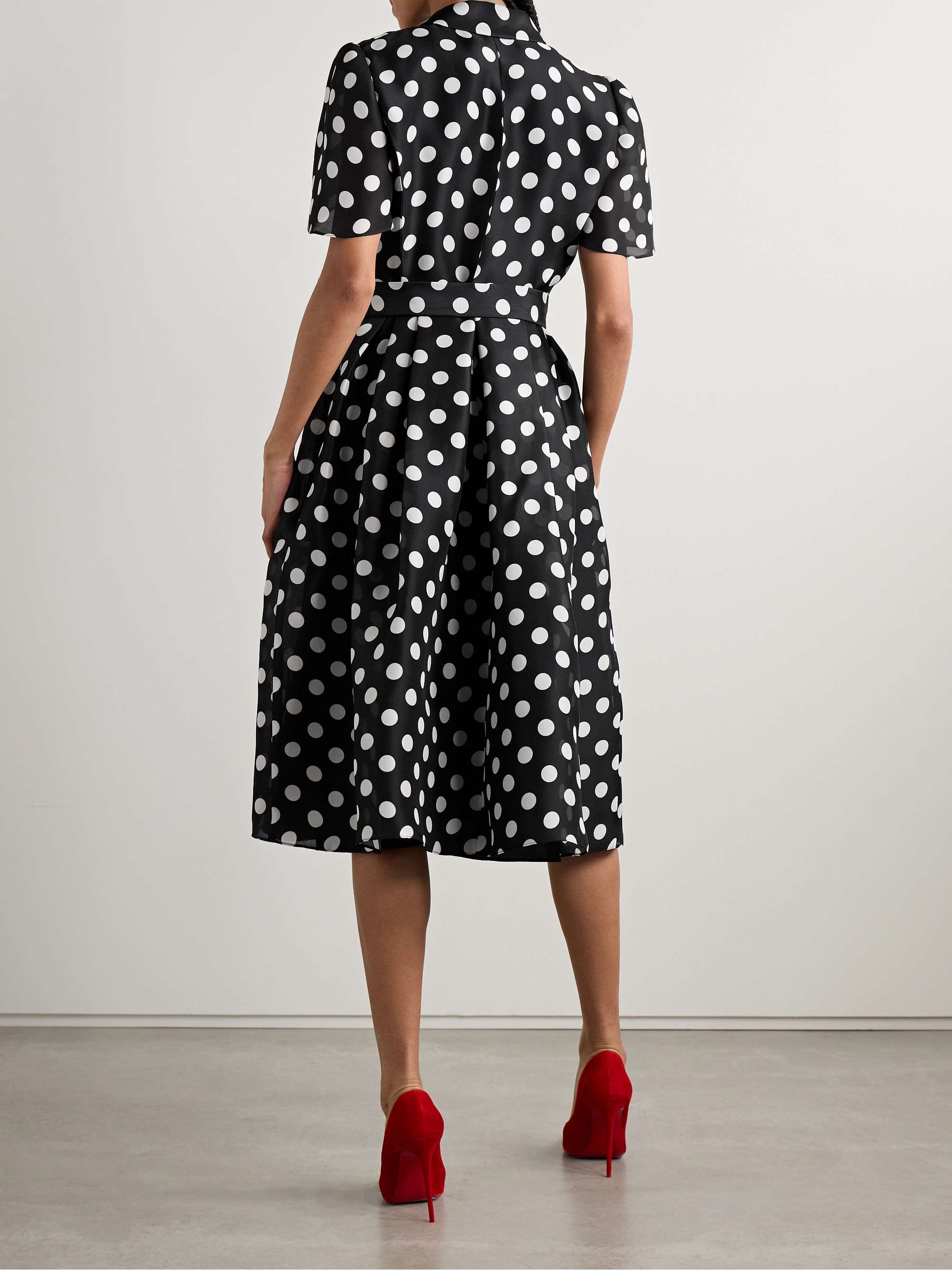 CAROLINA HERRERA 