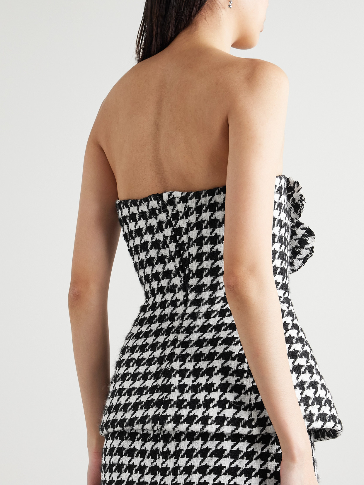CAROLINA HERRERA STRAPLESS APPLIQUÉD HOUNDSTOOTH TWEED PEPLUM TOP
