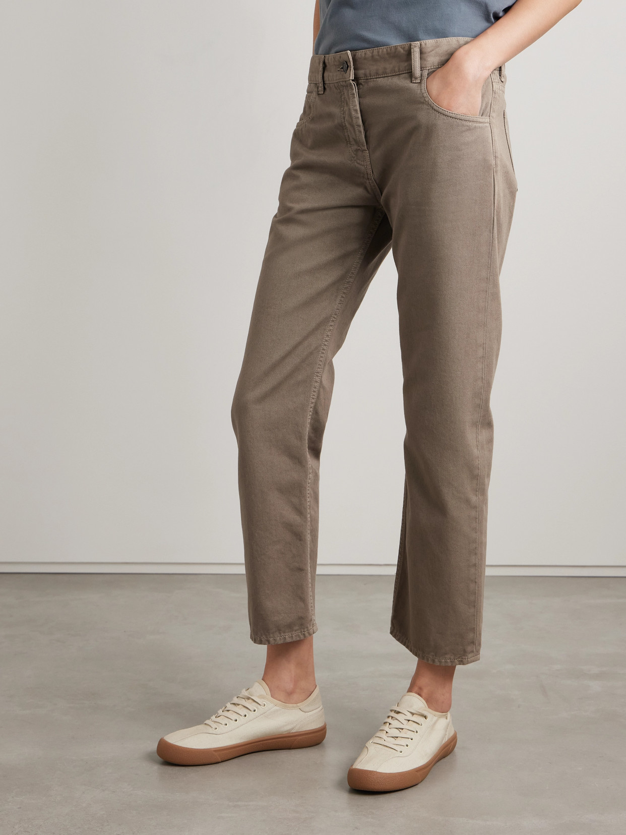 The Row Riaco Cropped Low-rise Straight-leg Jeans In Brown