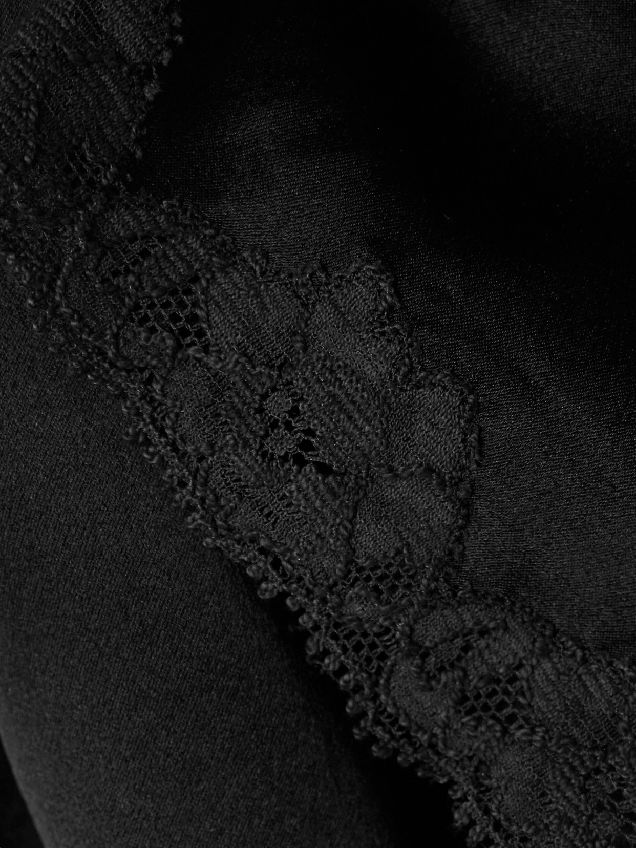 The Row Kilari Cotton-blend Lace-trimmed Silk-charmeuse Camisole In Black