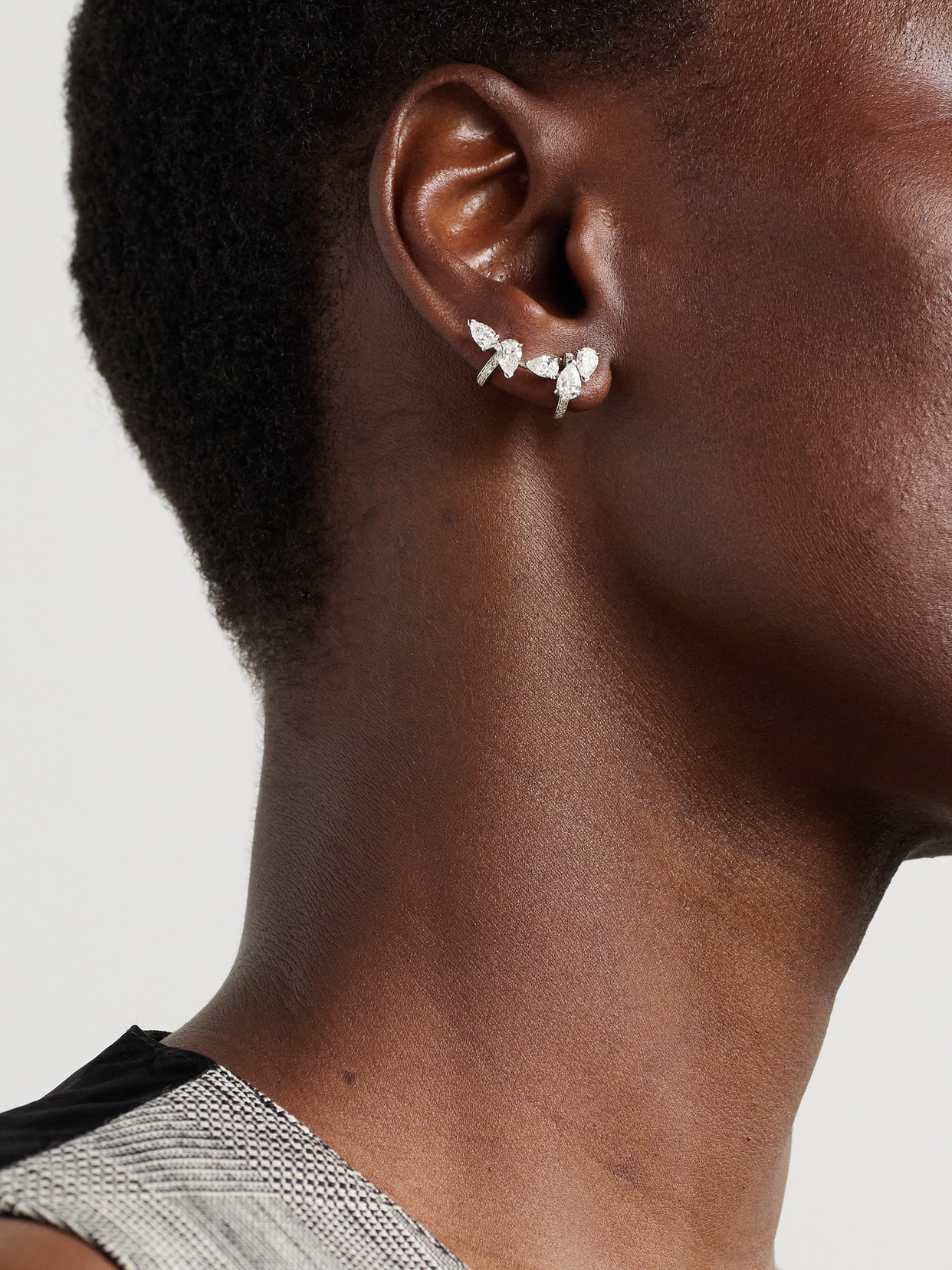 Repossi Serti Sur Vide 18-karat White Gold Diamond Ear Cuff