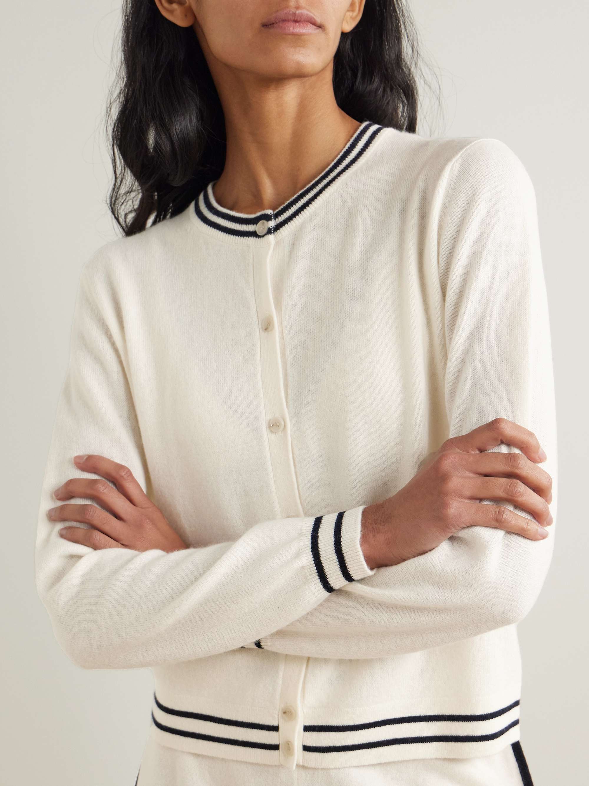 ALLUDE 