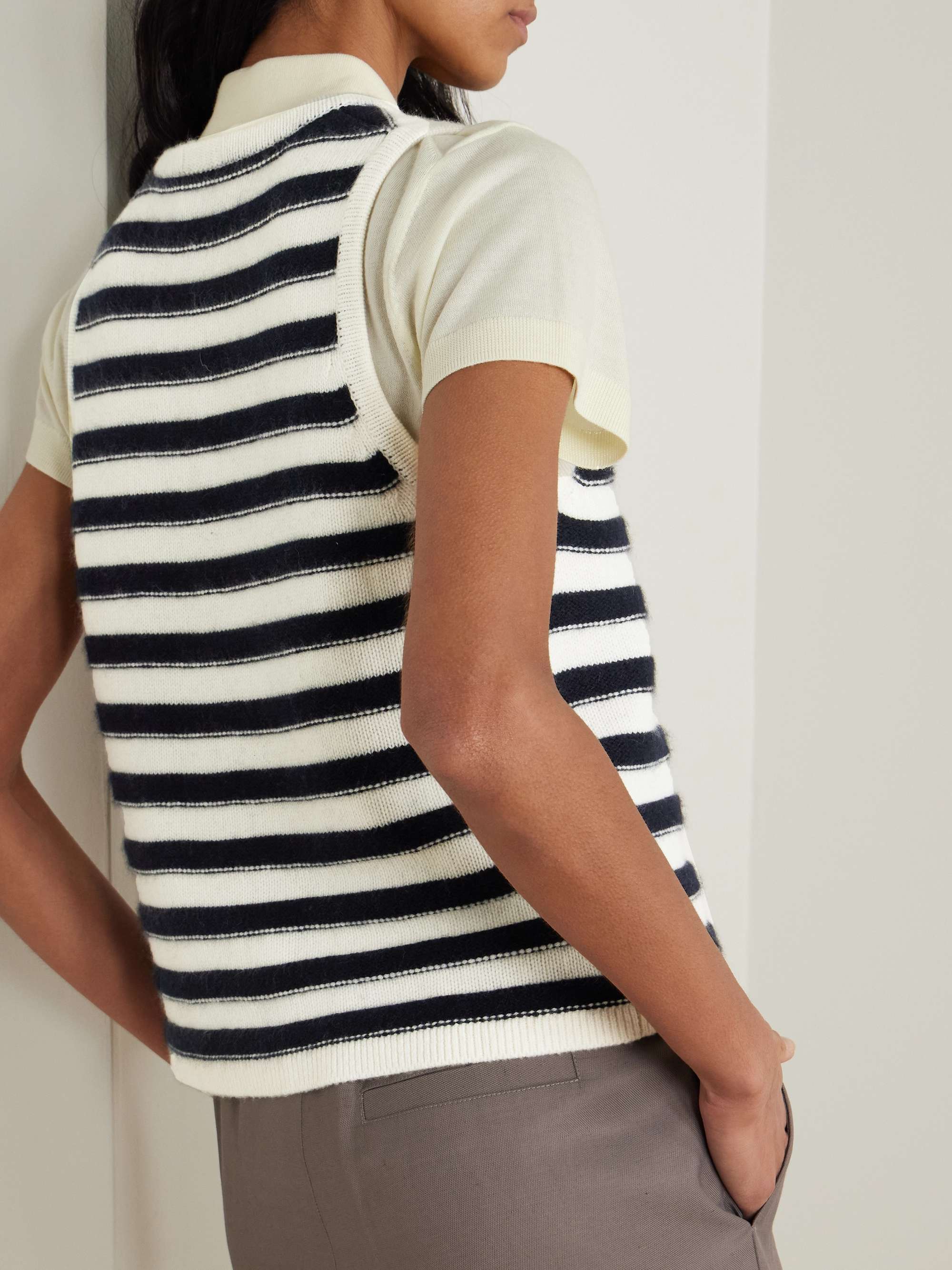 ALLUDE 