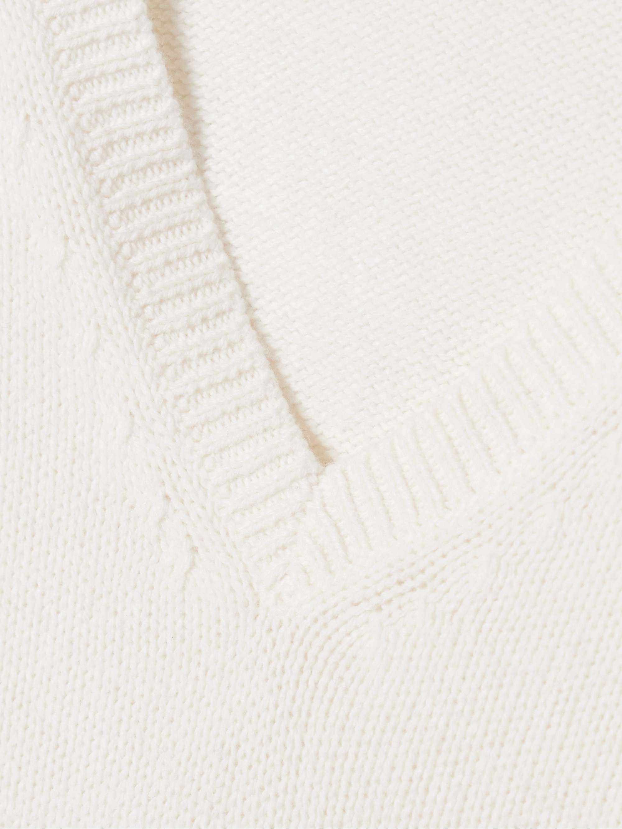 ALLUDE 