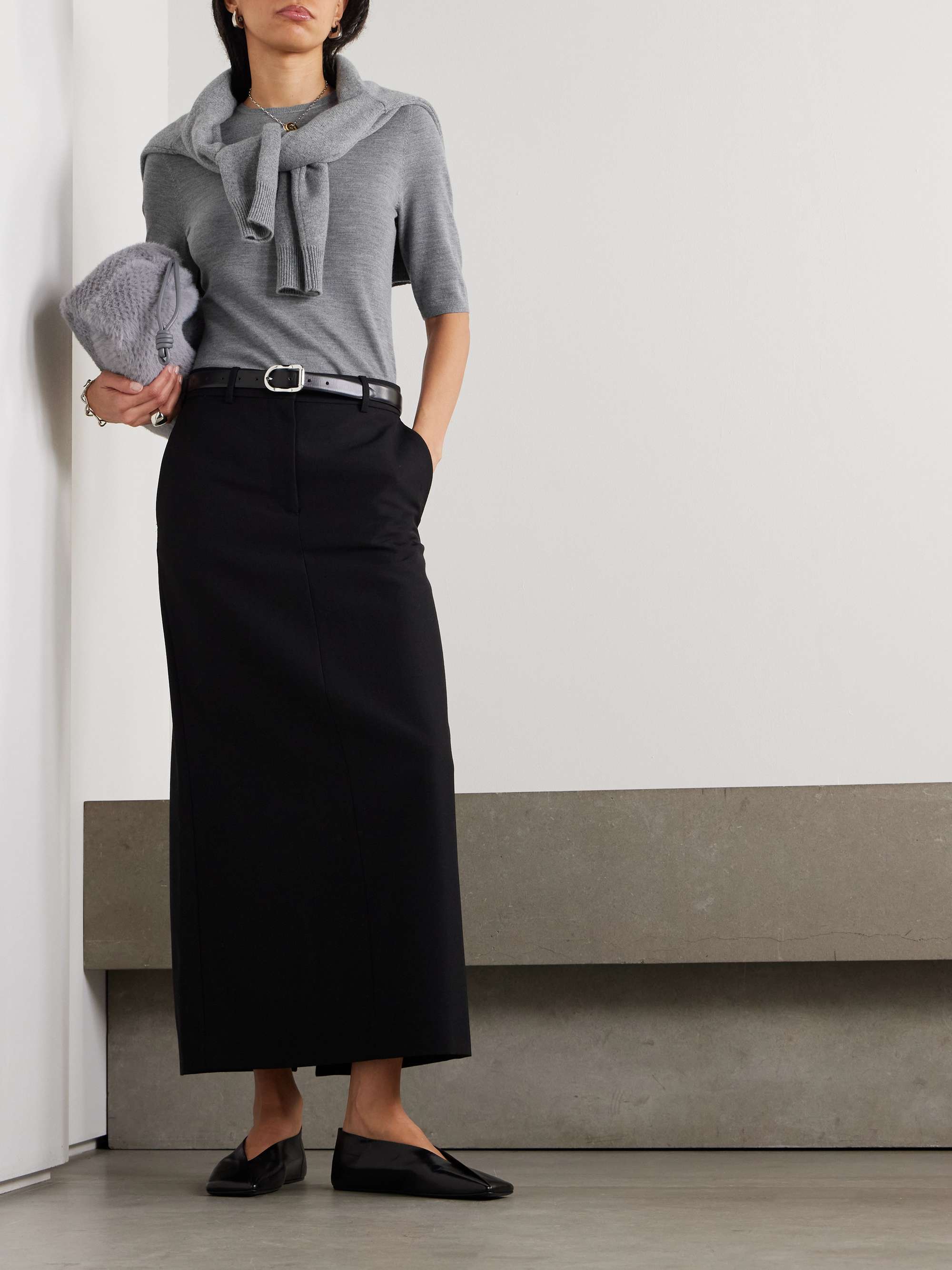 ALLUDE 