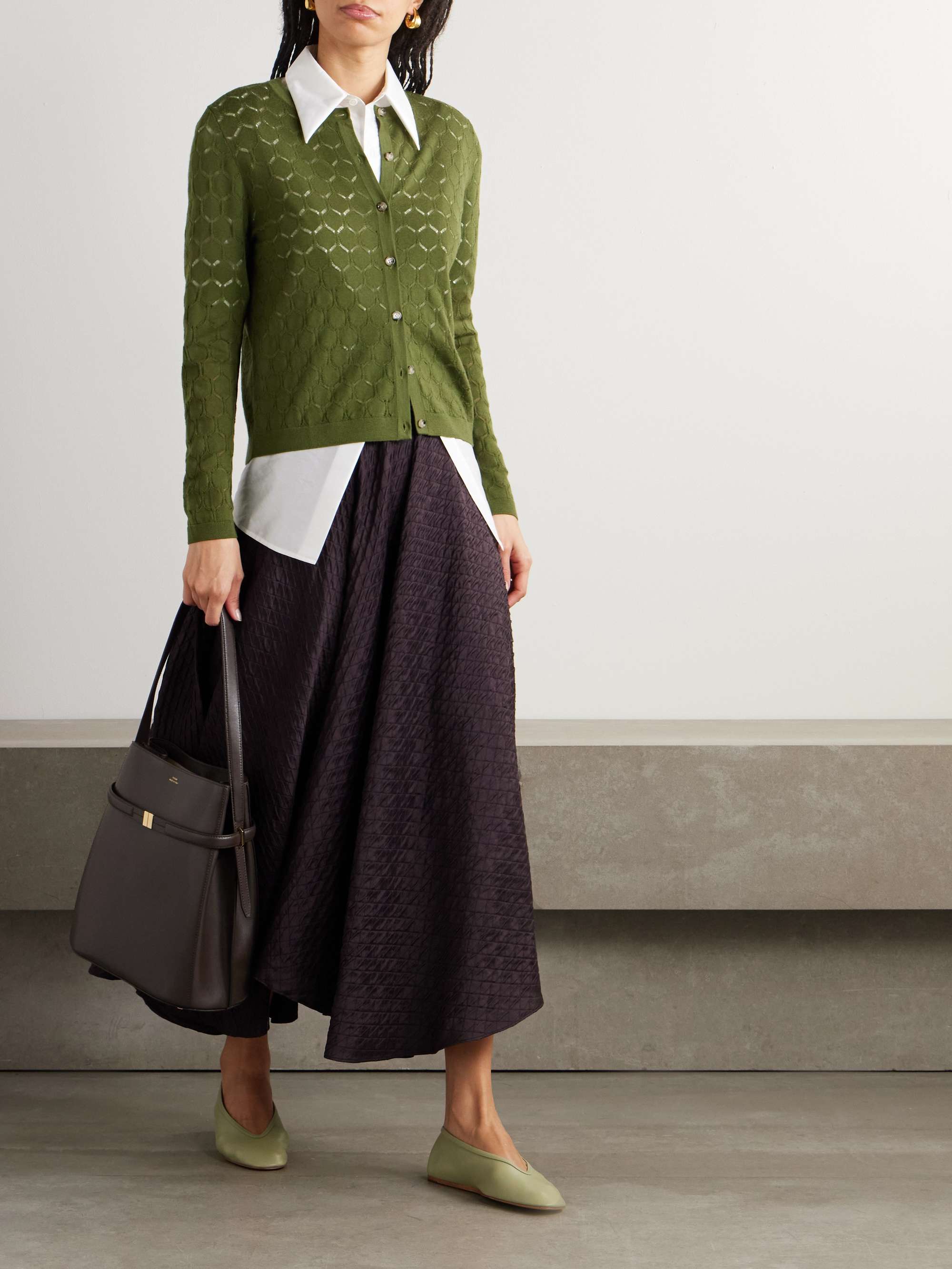 ALLUDE 