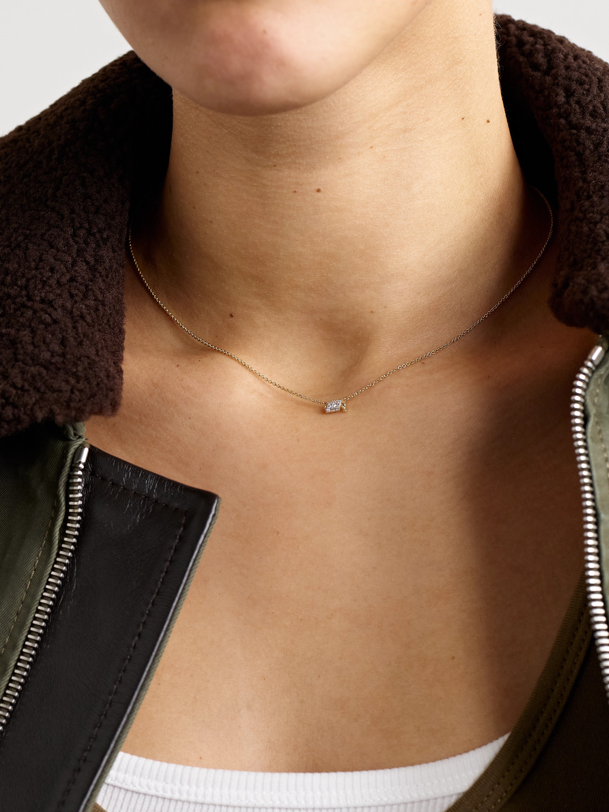 STONE AND STRAND TWINKLING TWINE 10-KARAT GOLD DIAMOND CHOKER