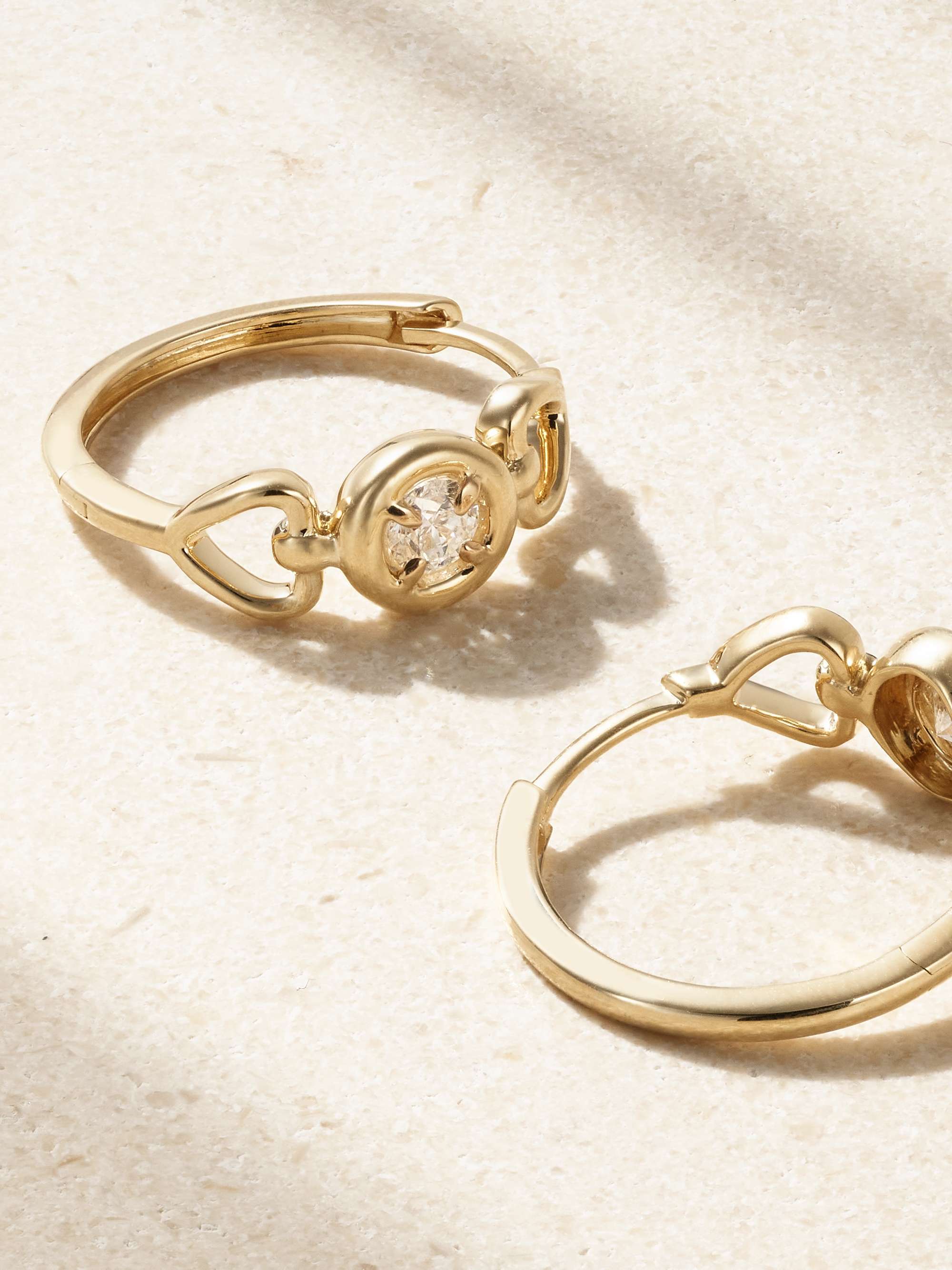 STONE AND STRAND 