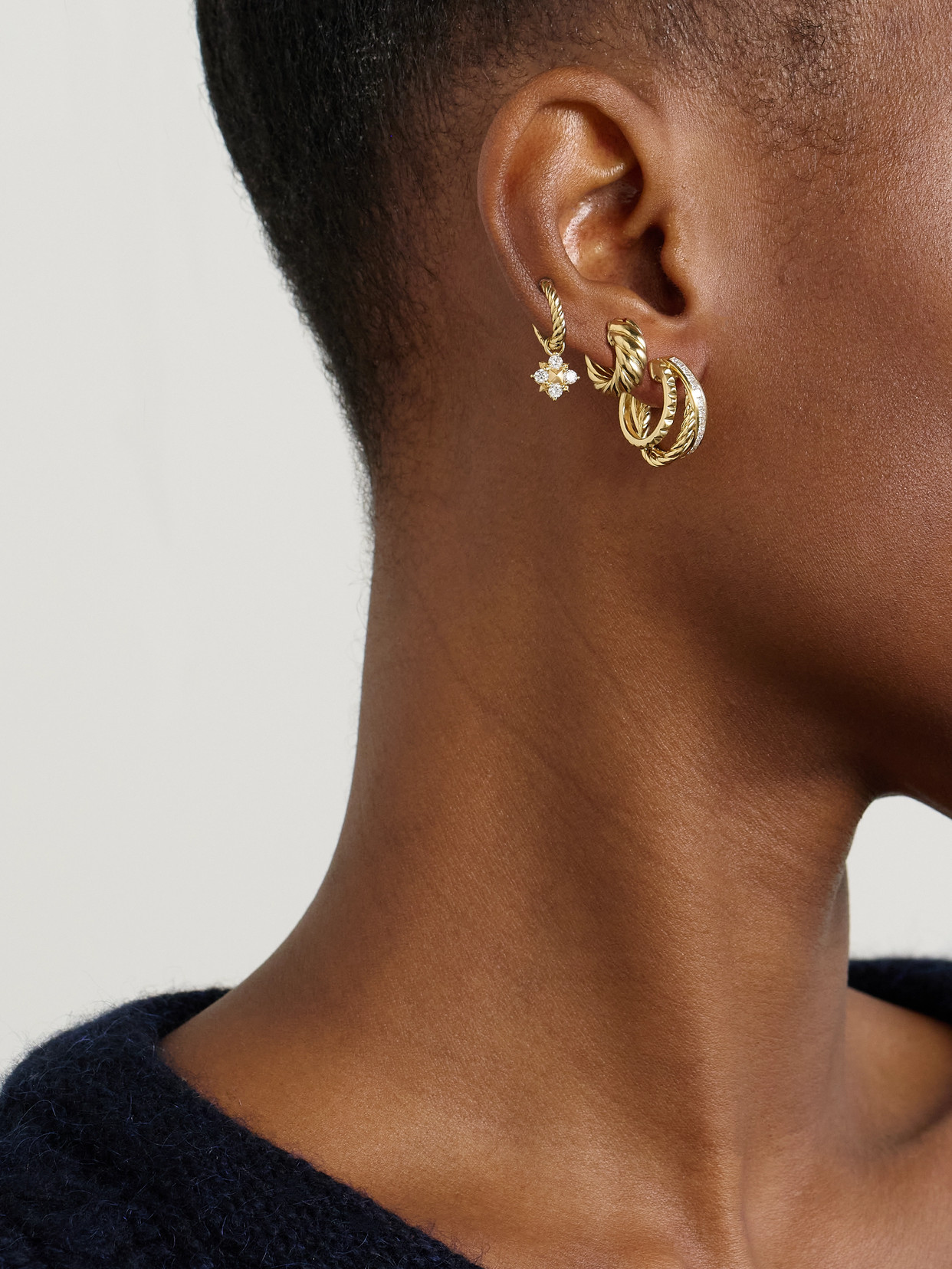 David Yurman Petite Modern Renaissance 18-karat Gold Diamond Hoop Earrings In Gold