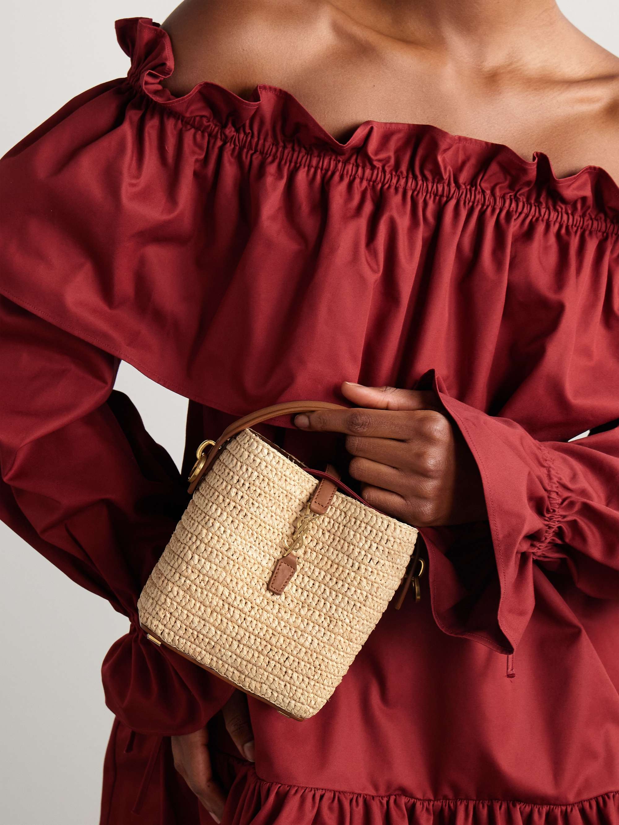 Le 37 mini leather-trimmed raffia bucket bag - neutral - One Size