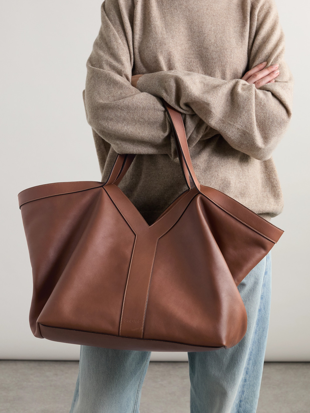 Saint Laurent Y Leather Tote In Brown