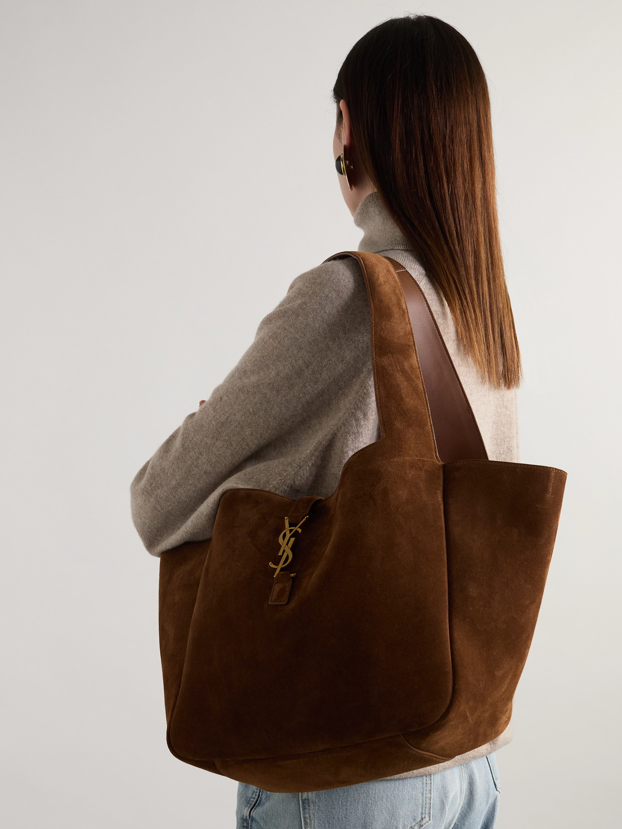 Saint Laurent Le 5 À 7 Bea Suede Tote In Brown