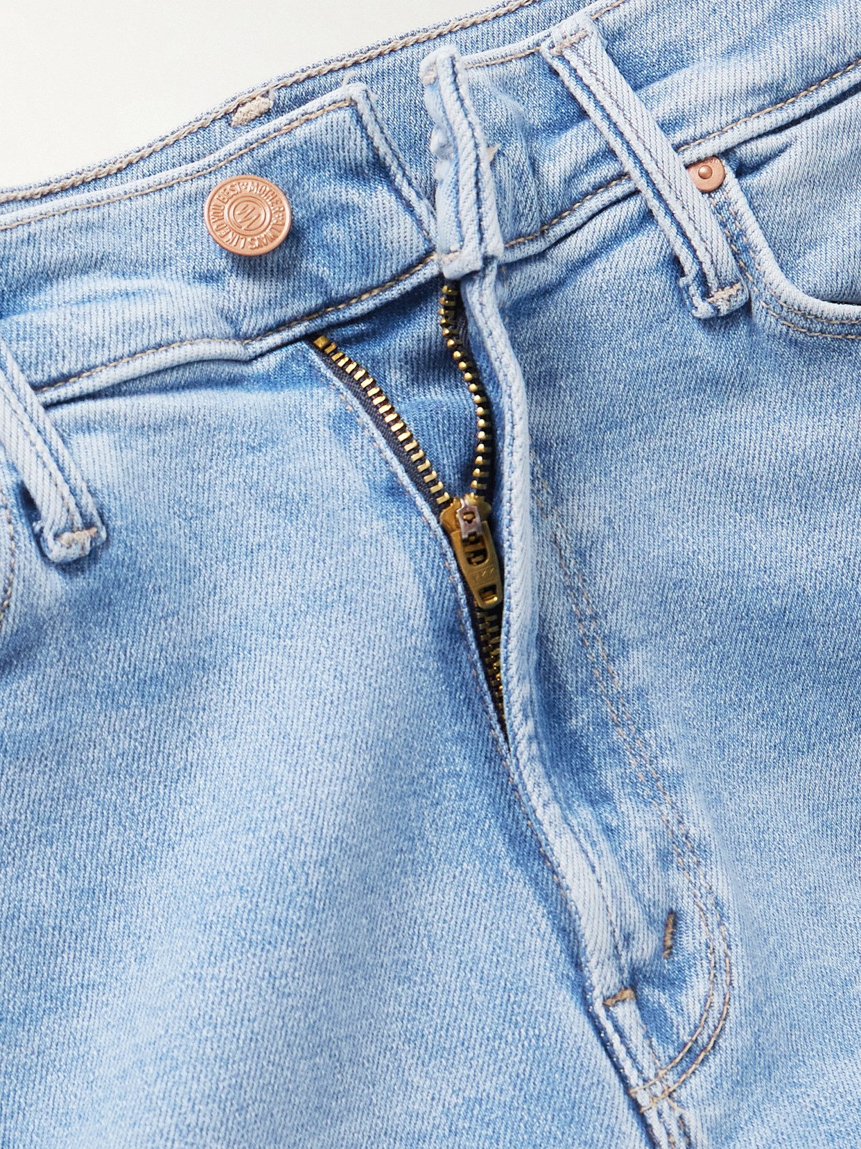 Mother The Mid Rise Dazzler Ankle Slim Jeans In In The Blink Of An Eye In Blue