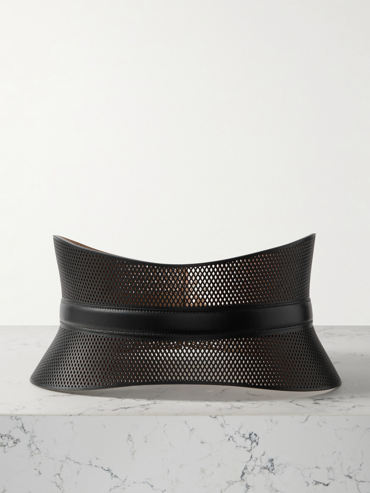 Alaïa Neo Bustier Laser-cut Leather Belt In Black