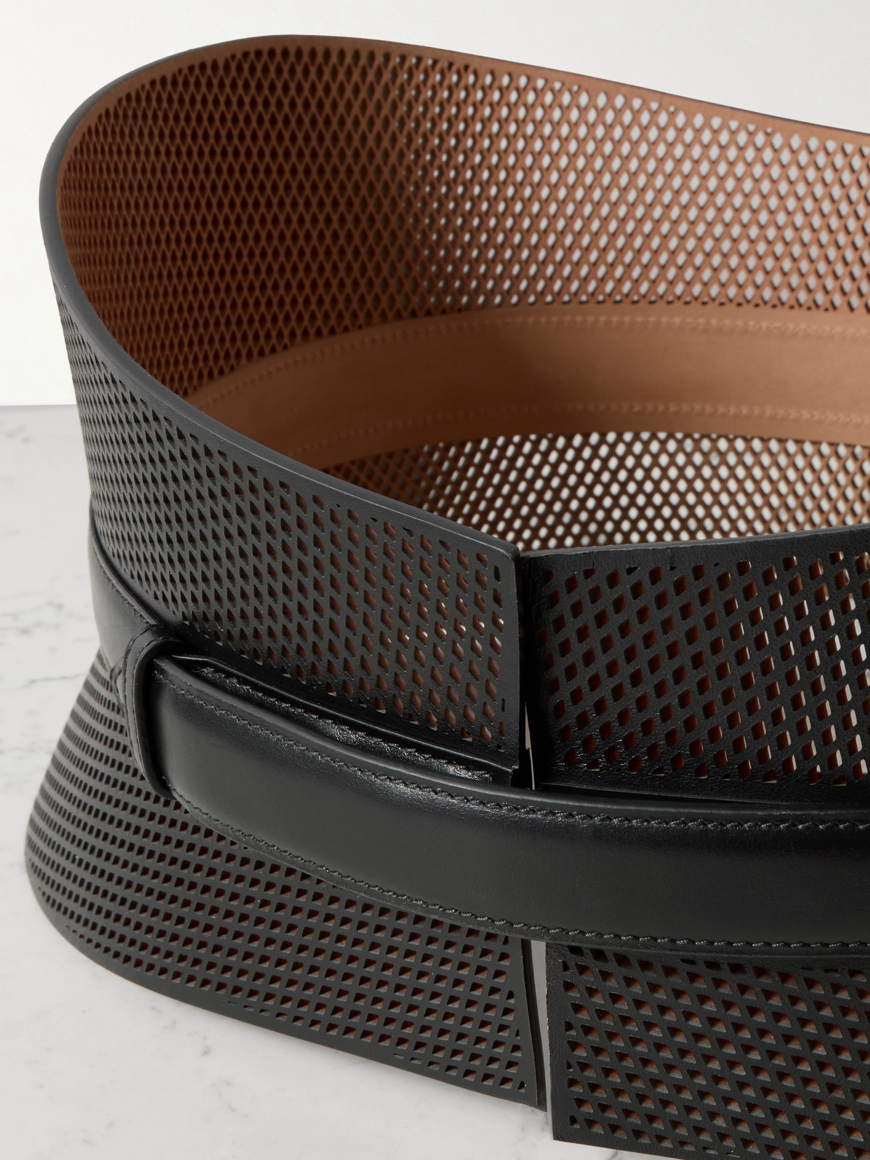 Alaïa Neo Bustier Laser-cut Leather Belt In Black
