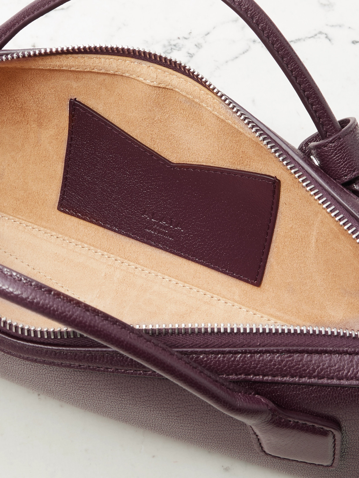 Alaïa Le Teckel Textured-leather Tote In Burgundy