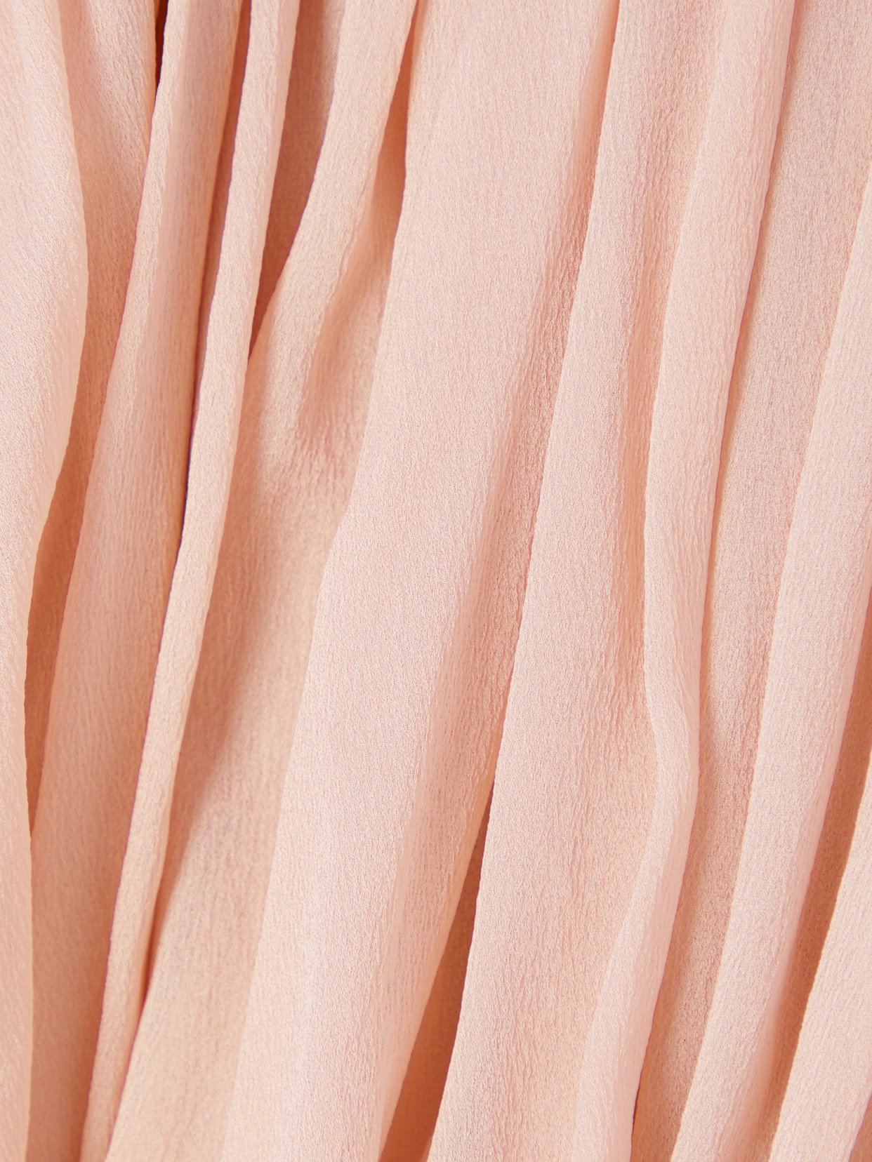 Chloé Pleated Silk Crepe De Chine Shorts In Pink