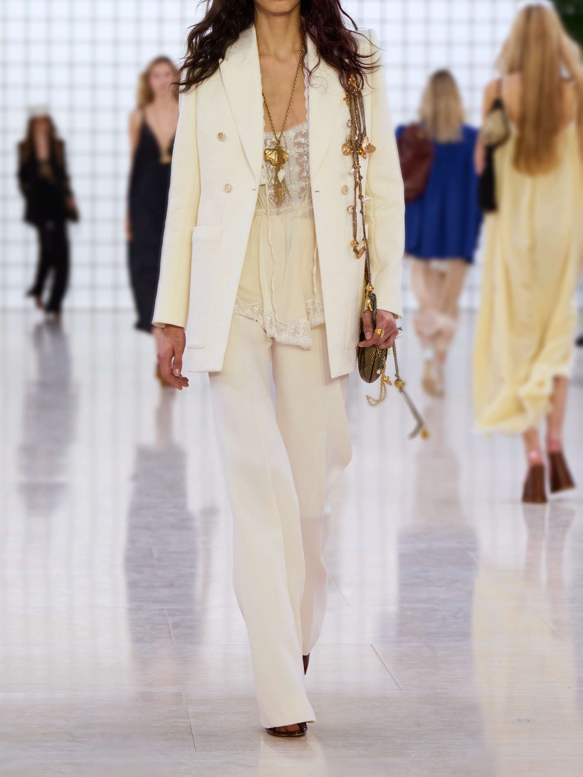 CHLOÉ 