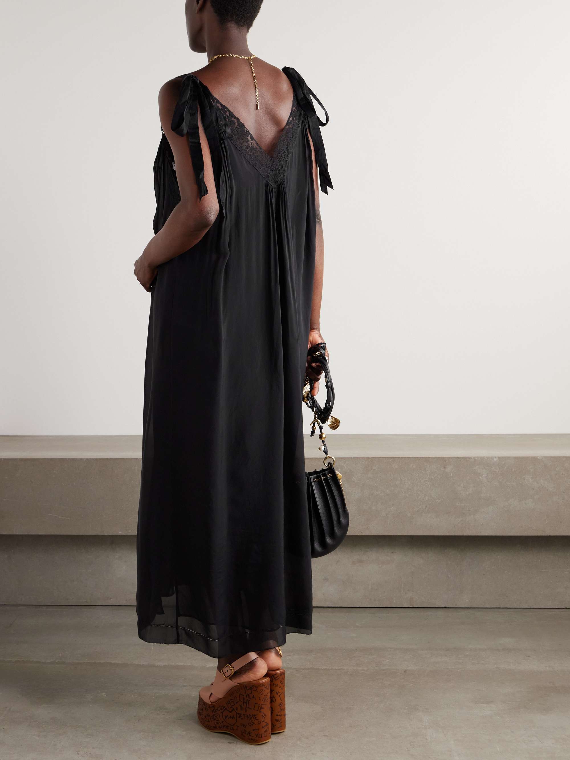 CHLOÉ 