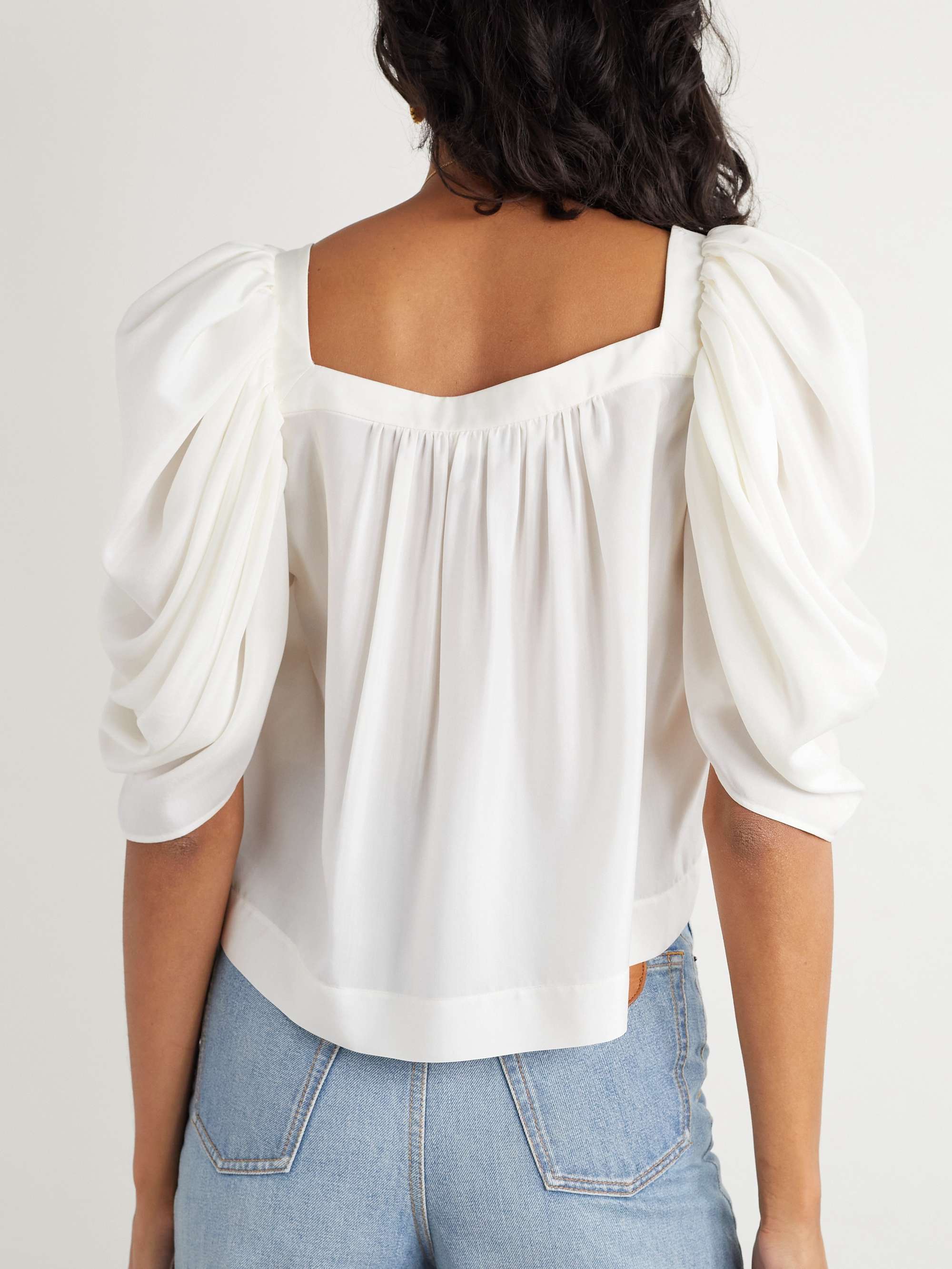 CHLOÉ 