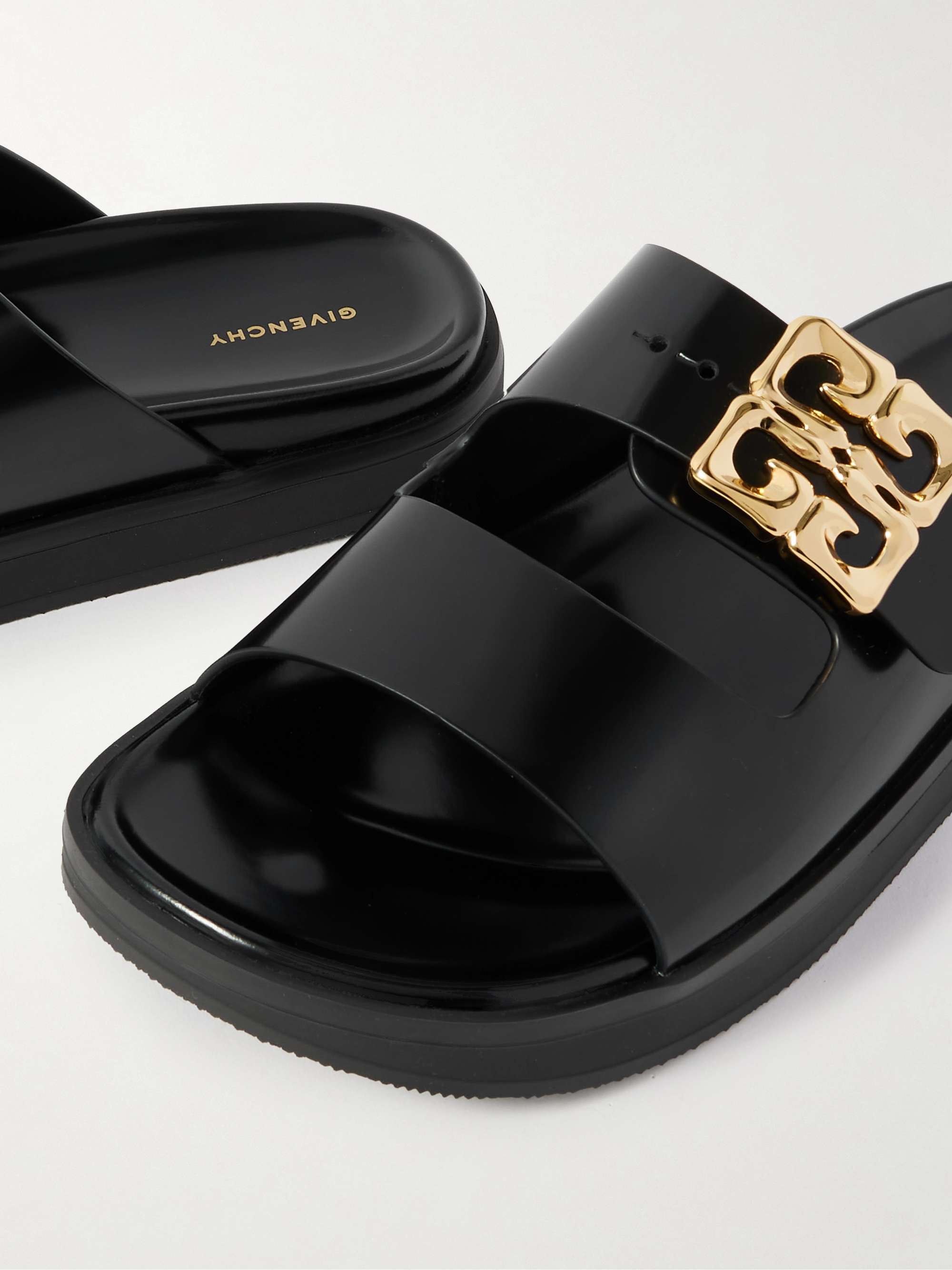 GIVENCHY 