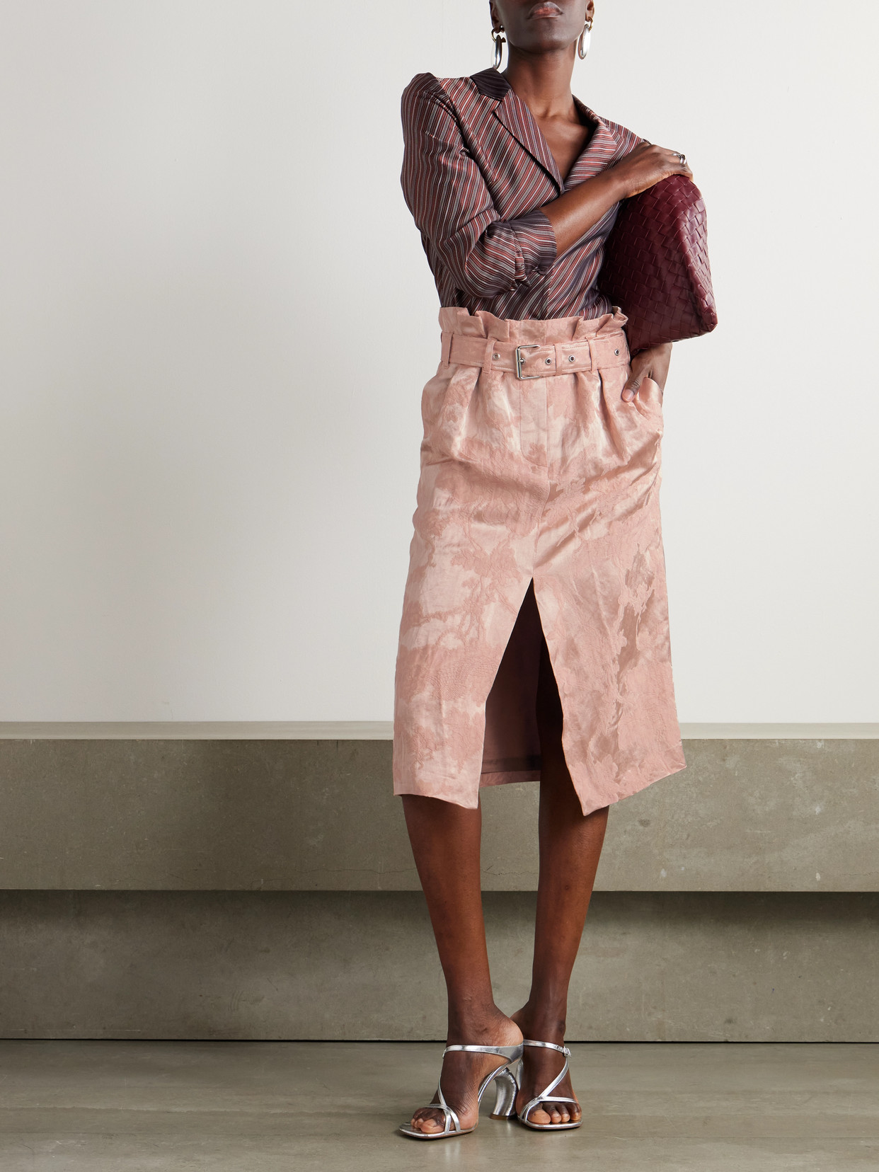 Belted Pleated Linen-Blend Jacquard Skirt