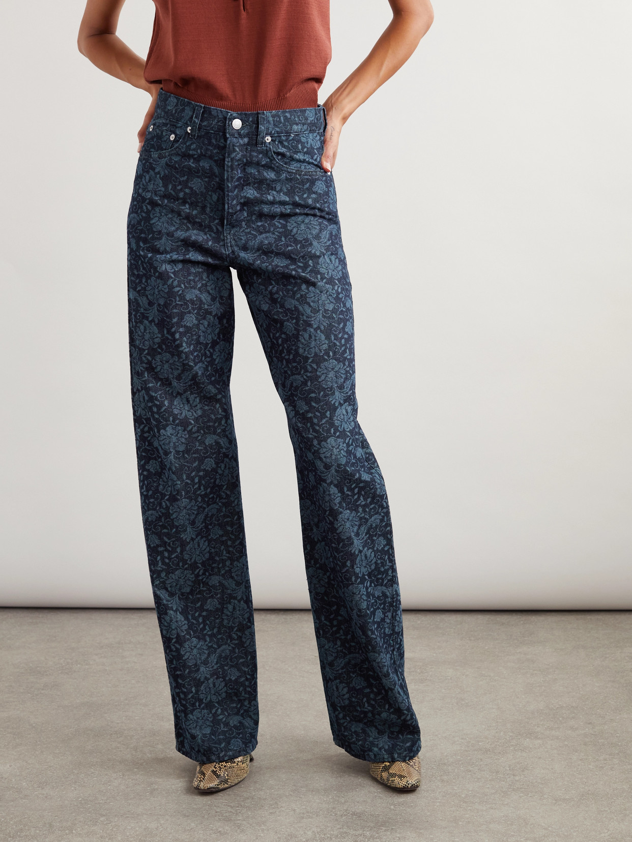 Shop Dries Van Noten Bleached Mid-rise Straight-leg Jeans In Blue