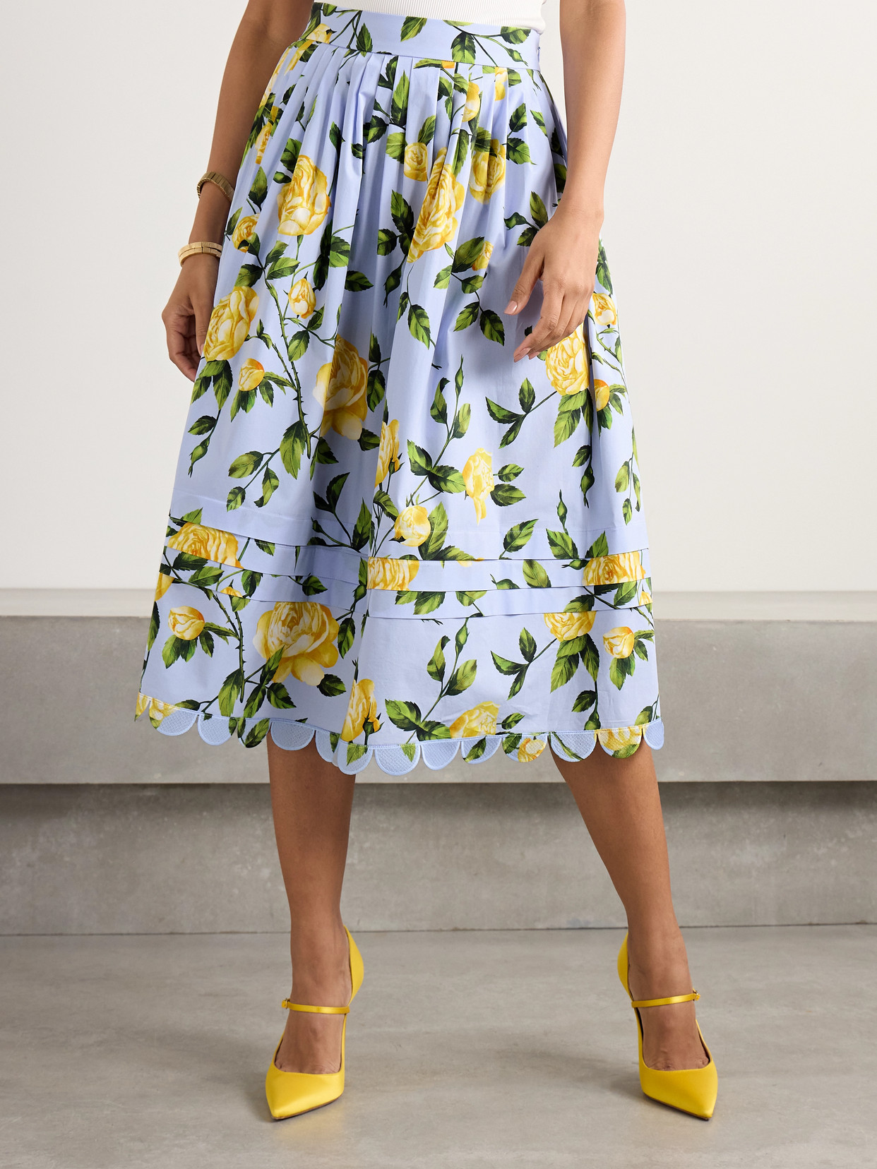 Oscar De La Renta Pleated Floral-print Cotton-blend Poplin Midi Skirt In Blue
