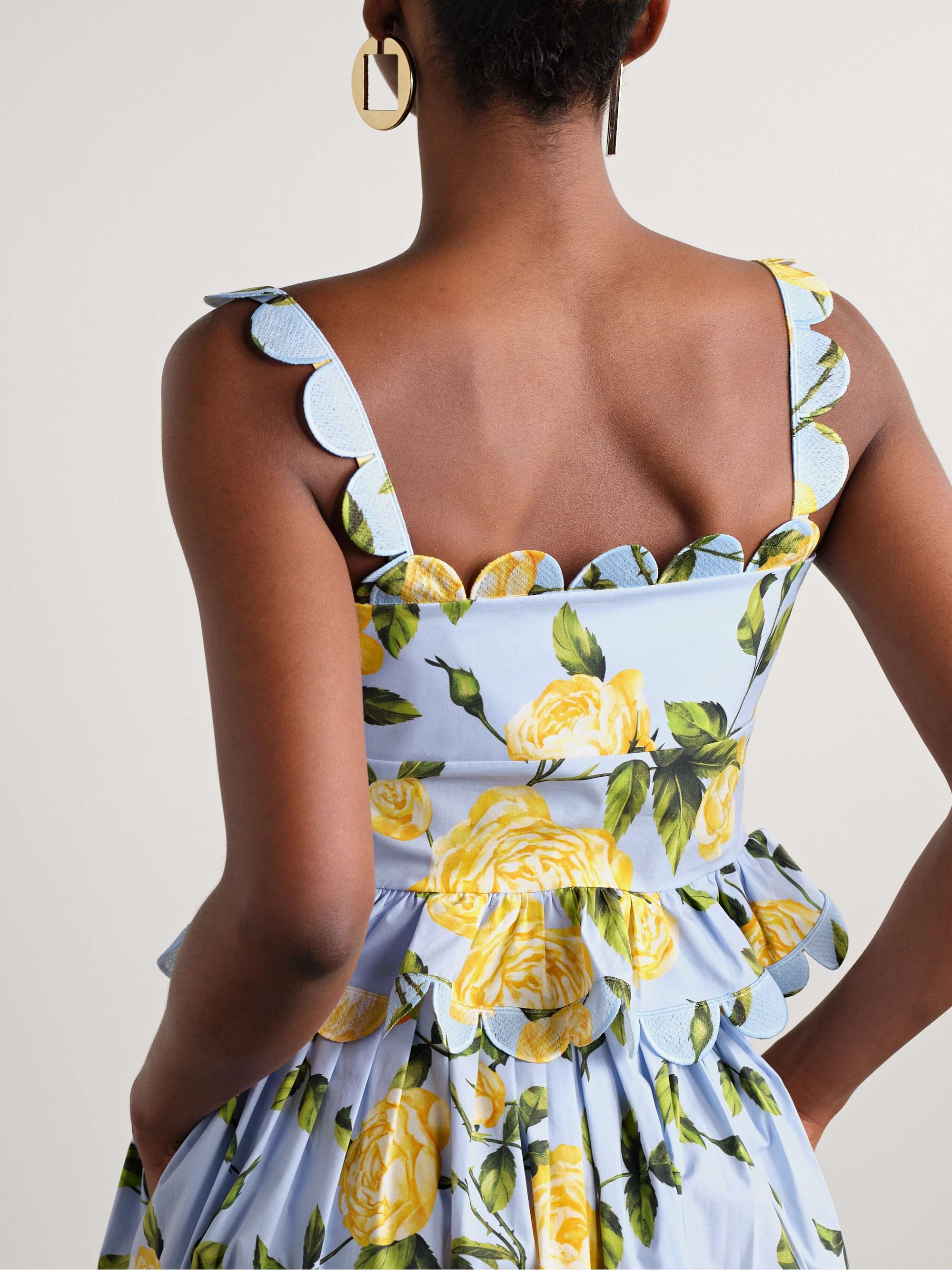 OSCAR DE LA RENTA 