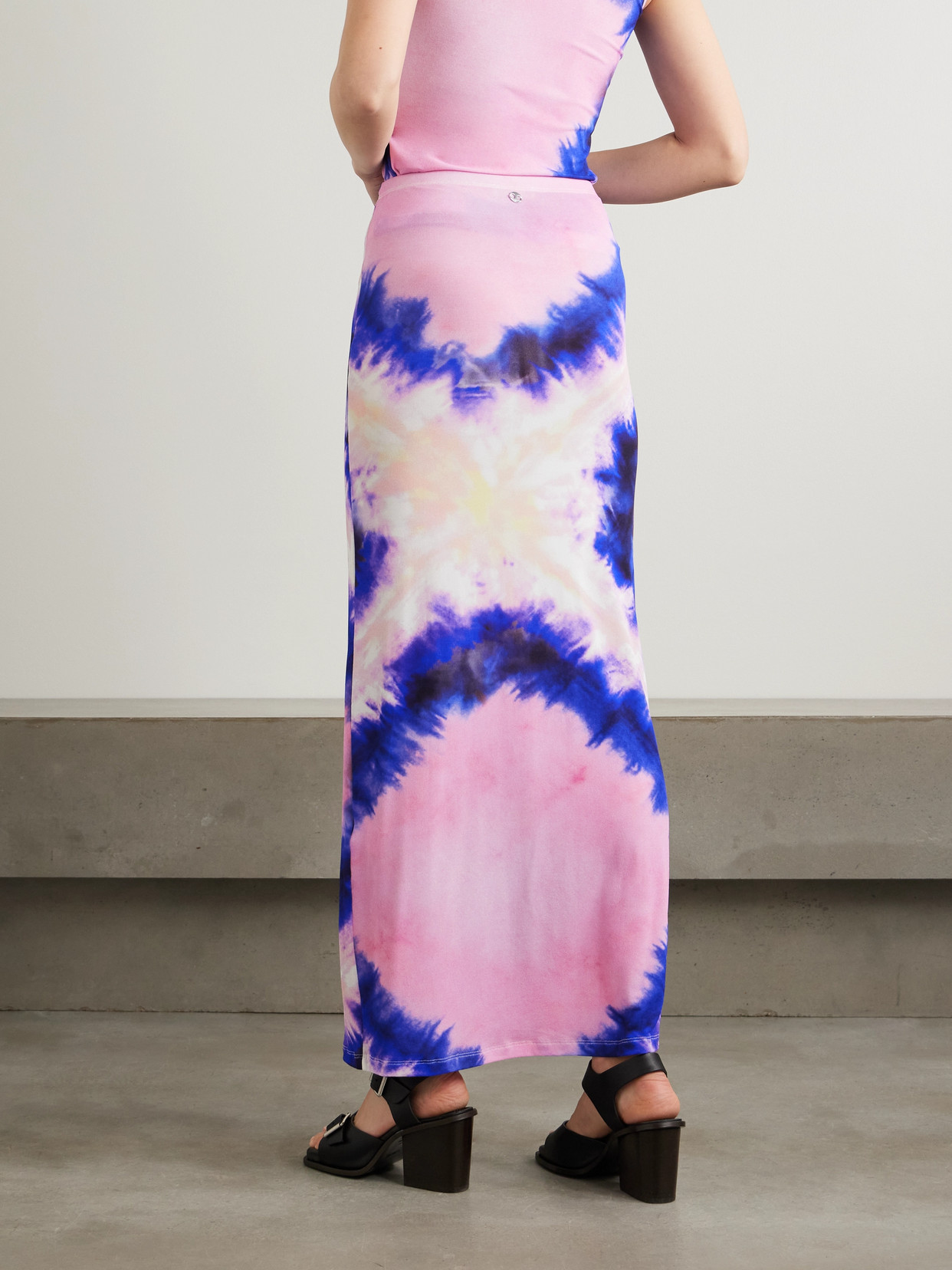 Shop Rabanne Tie-dyed Stretch-crepe Maxi Skirt In Pink