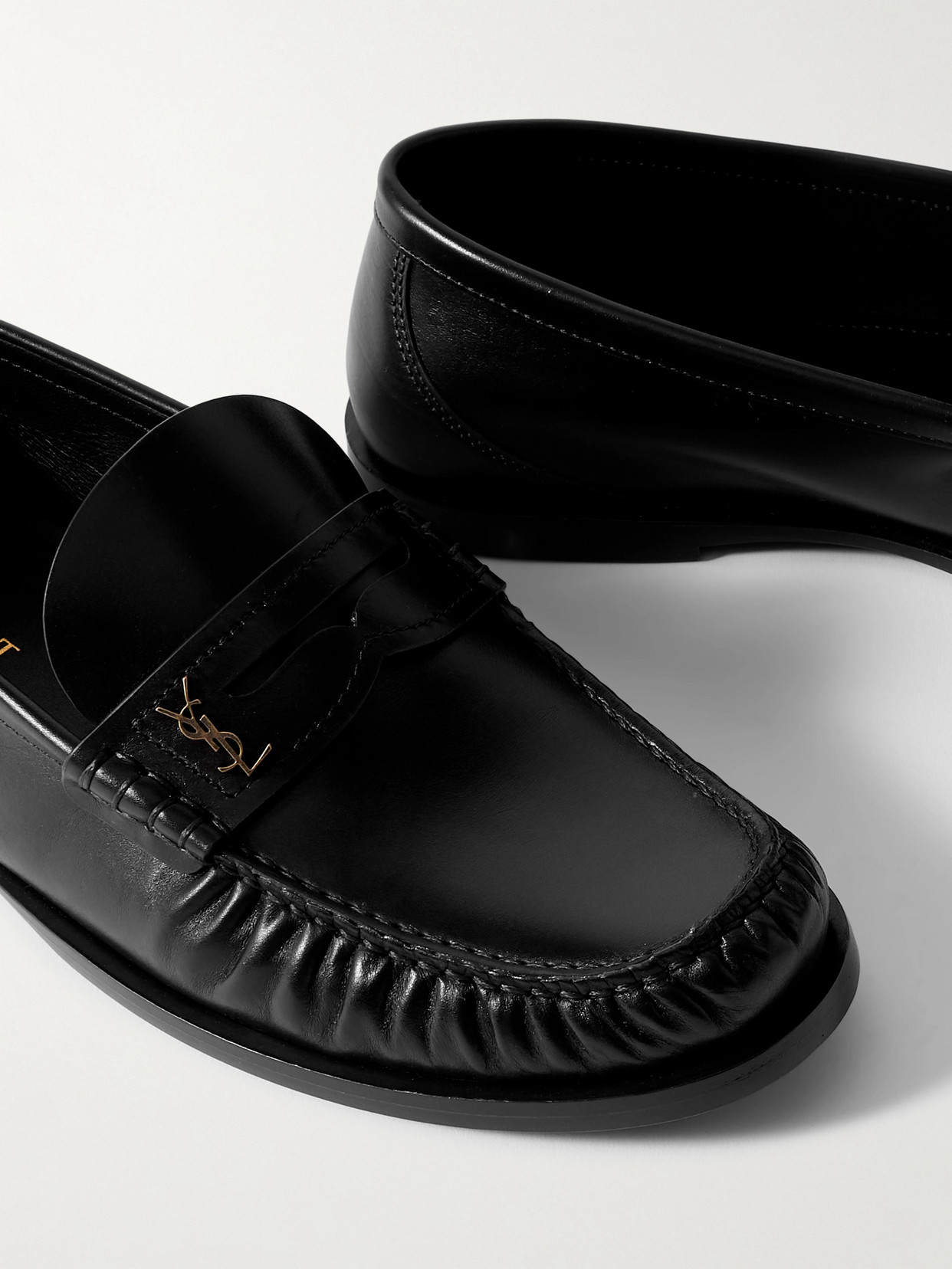 Saint Laurent Le Loafer Glossed-leather Loafers In Black