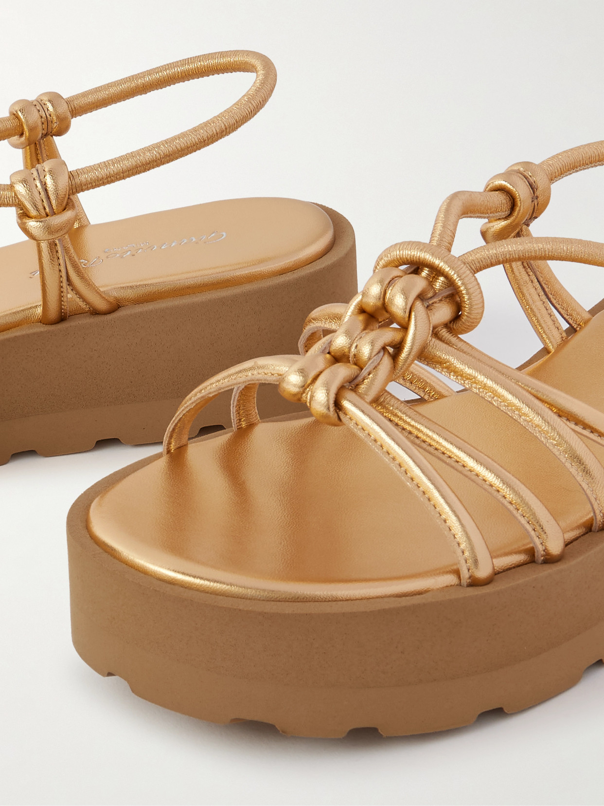 Gianvito Rossi 45 Knotted Metallic Leather Platform Sandals In Metallic Gold Leather