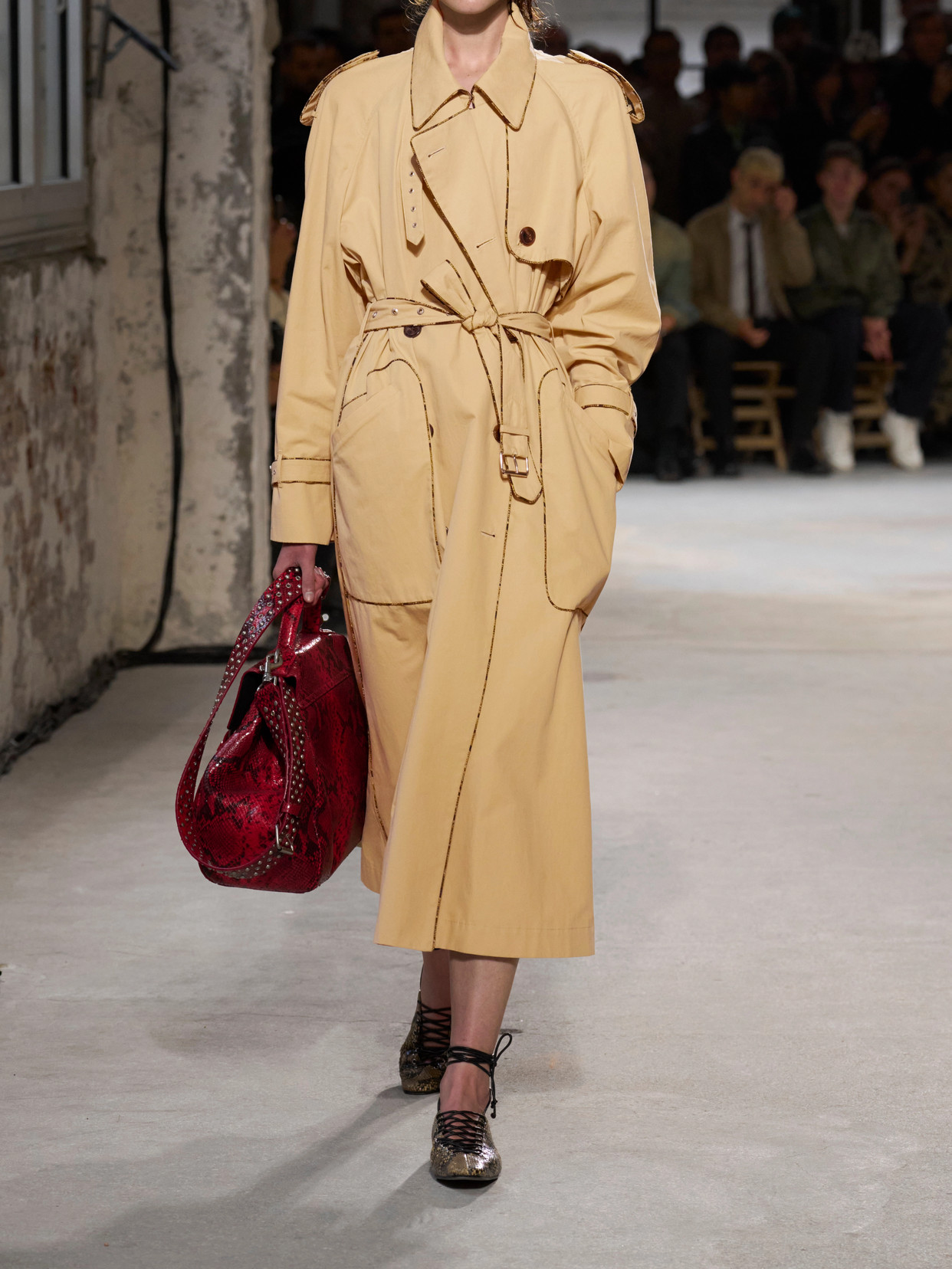 Dries Van Noten Double-breasted Beige Trench Coat In Cotton In Neutrals