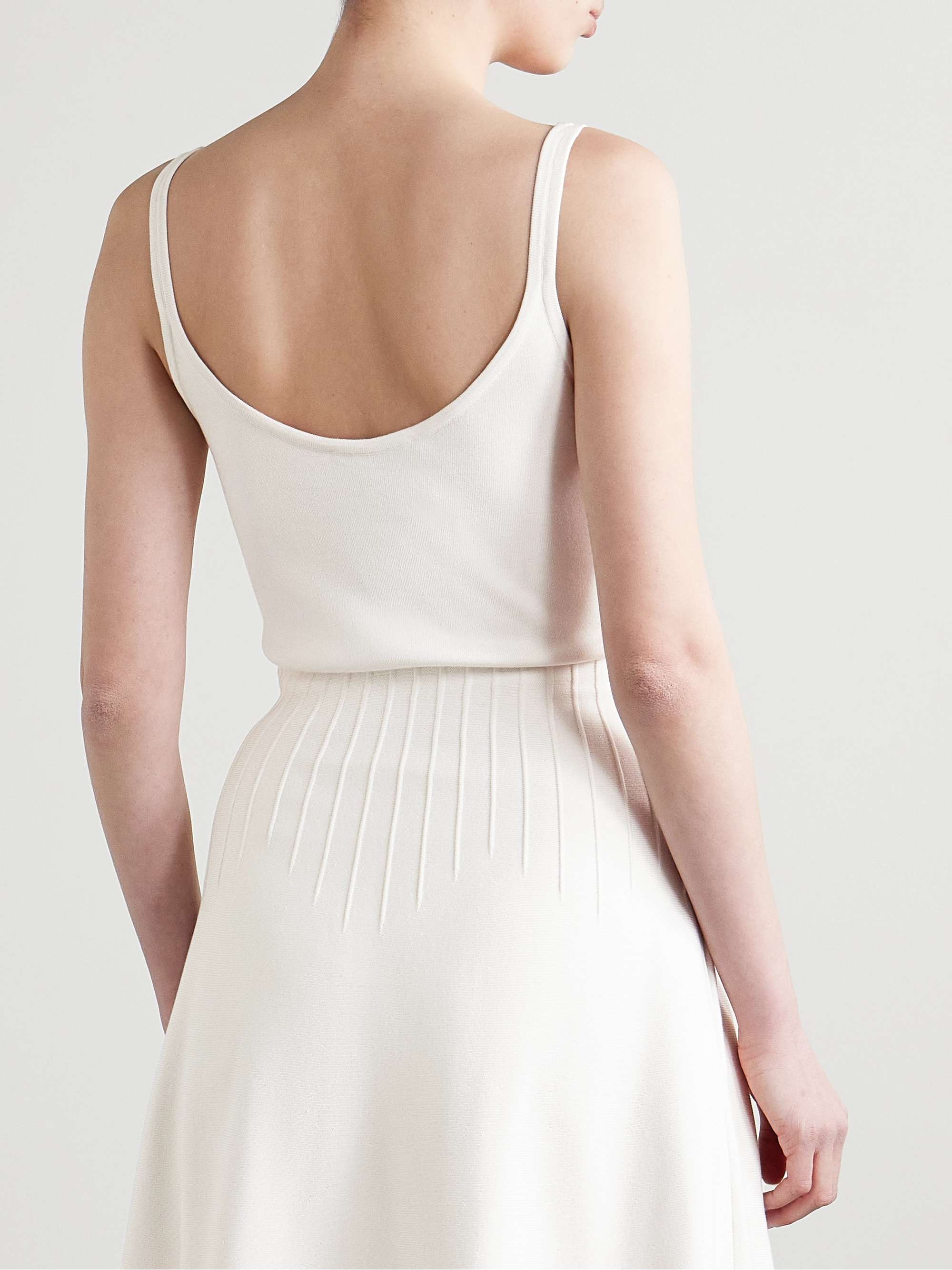GABRIELA HEARST 