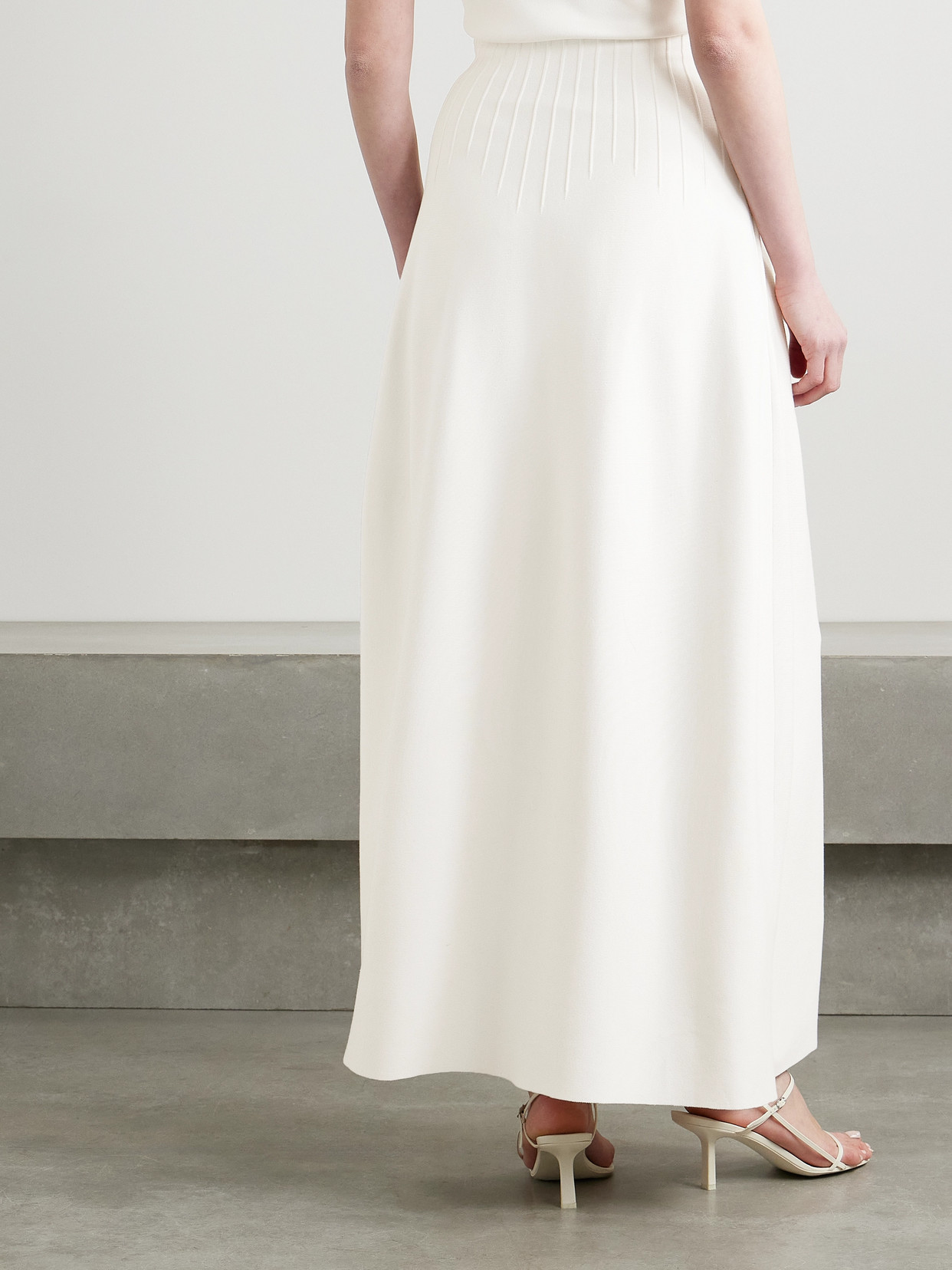Annamaria Maxi