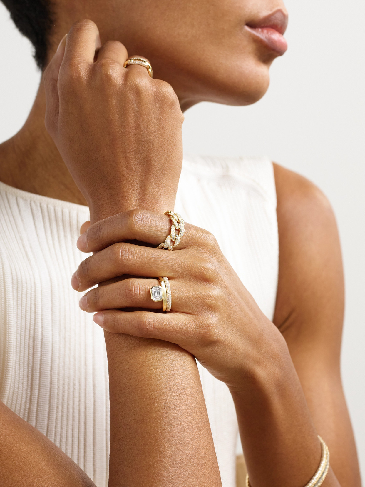 Shay Floating Bezel 18-karat Gold Diamond Ring In Gold