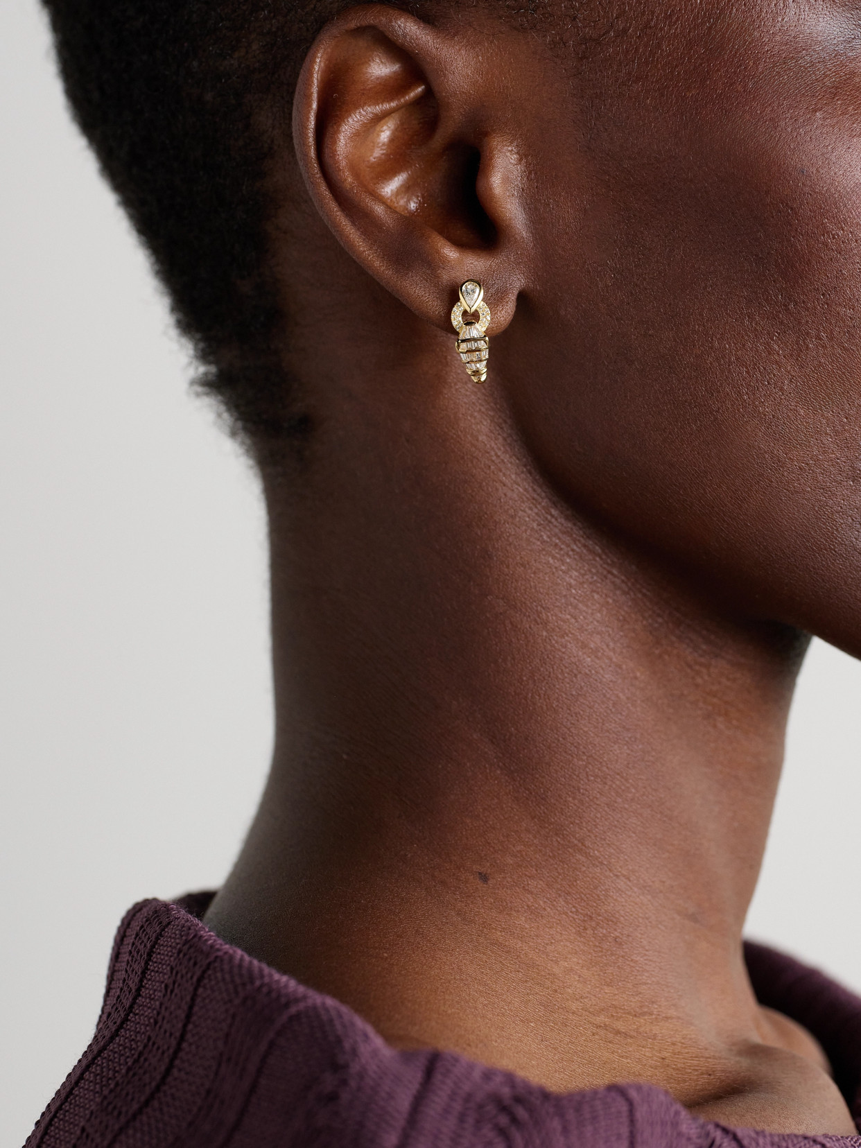 Shay Serpentine 18-karat Gold, Diamond And Garnet Earrings In Gold