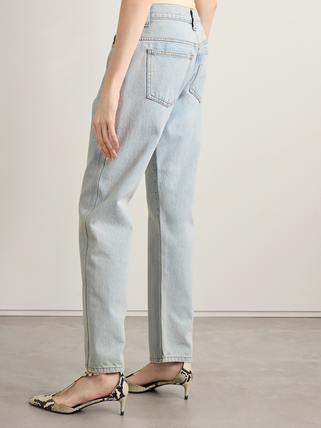 Khaite Callum Mid-rise Straight-leg Jeans In Blue