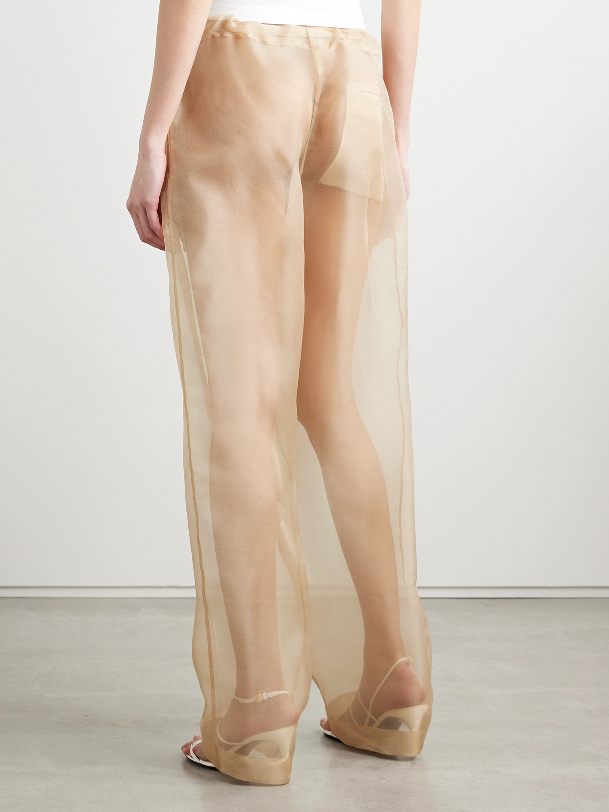 Khaite Trenton Pleated Silk-organza Tapered Pants In Neutrals