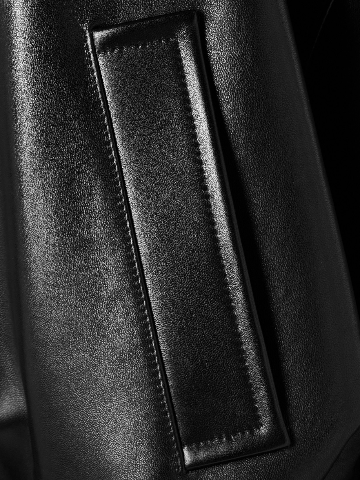 Khaite Hewit Oversized Leather Bomber Jacket In Black