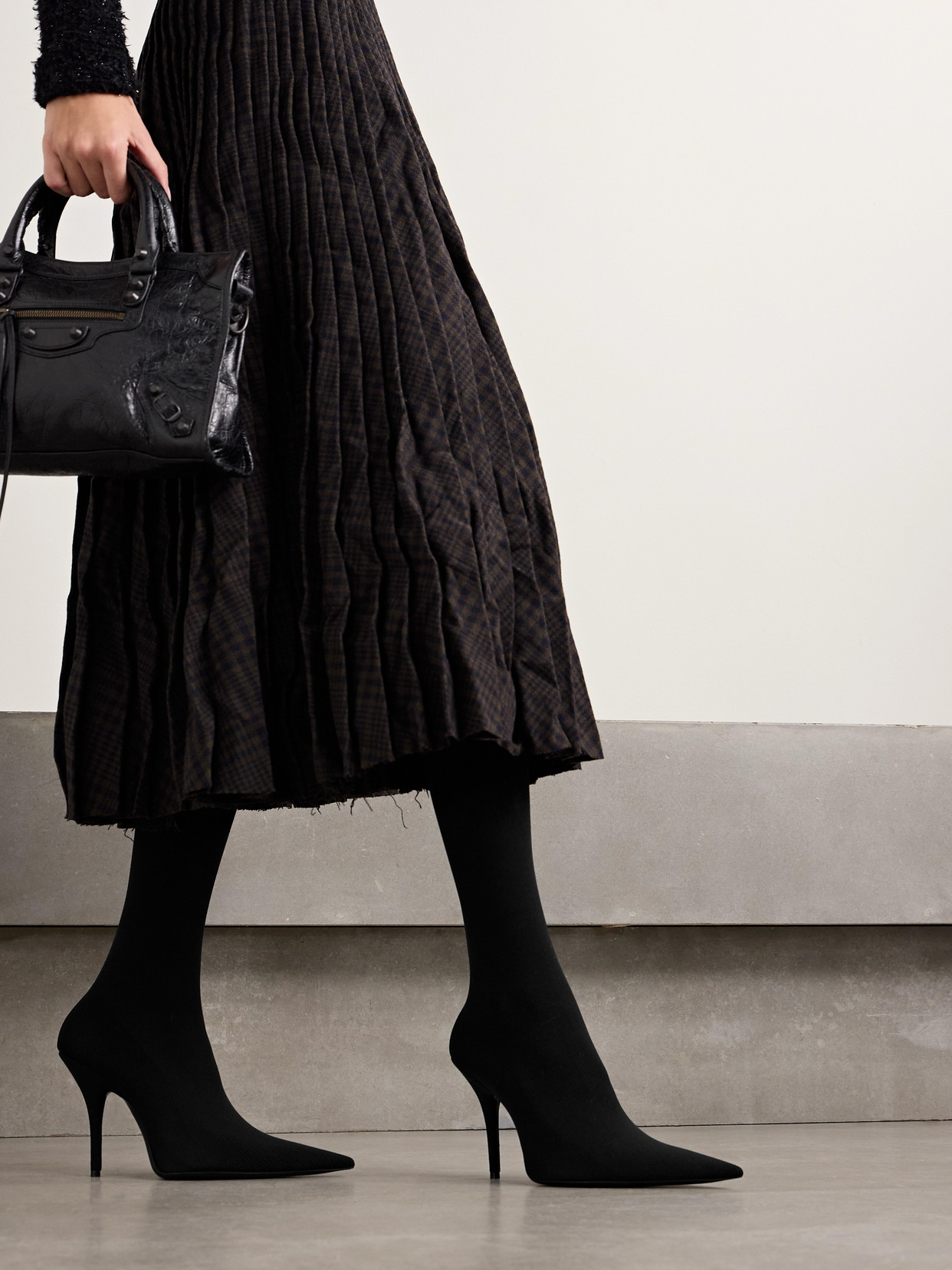 Balenciaga Hourglass Over The Knee Boot In Black