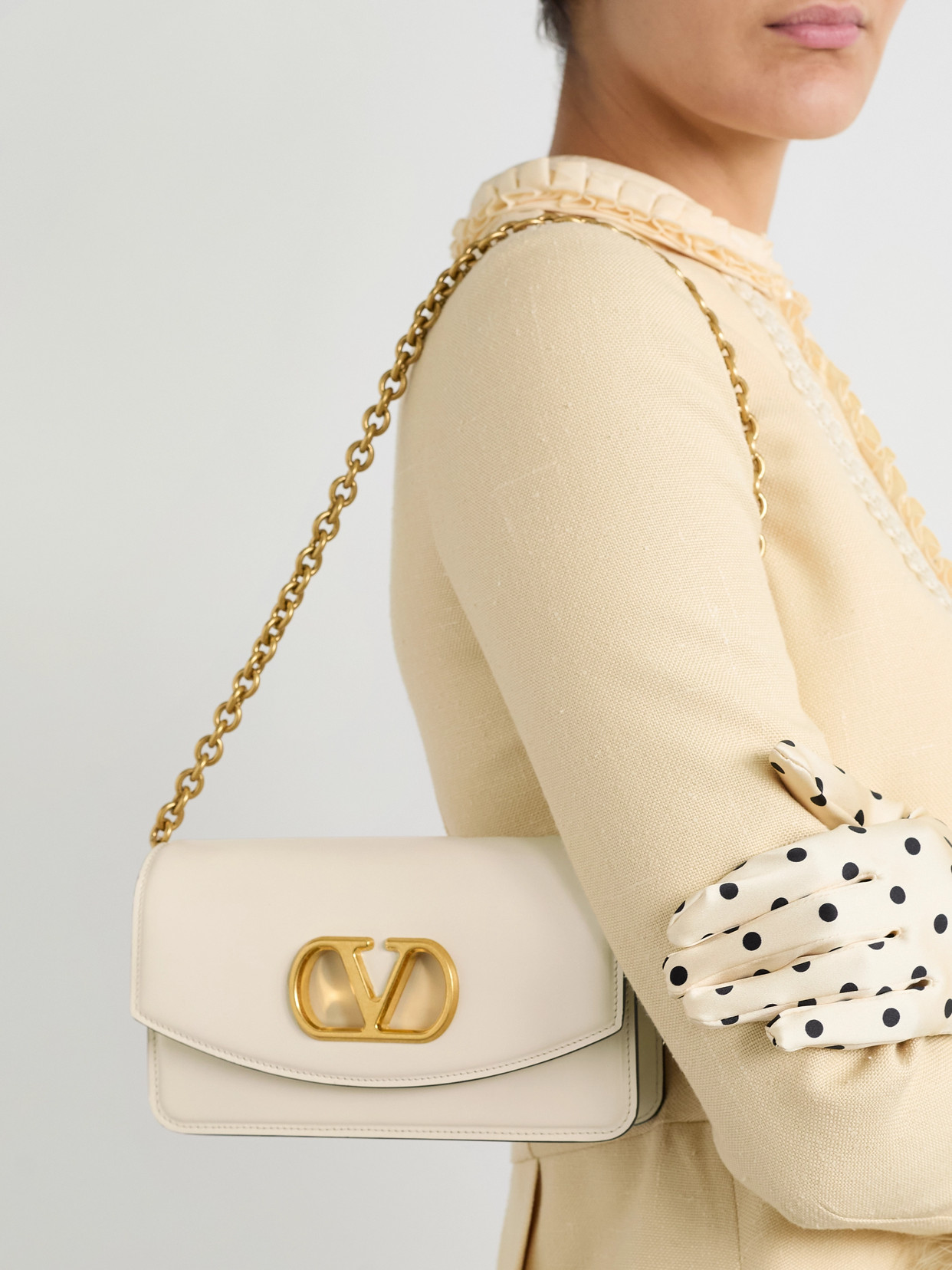 Valentino Leather Shoulder Bag Chain Strap In White